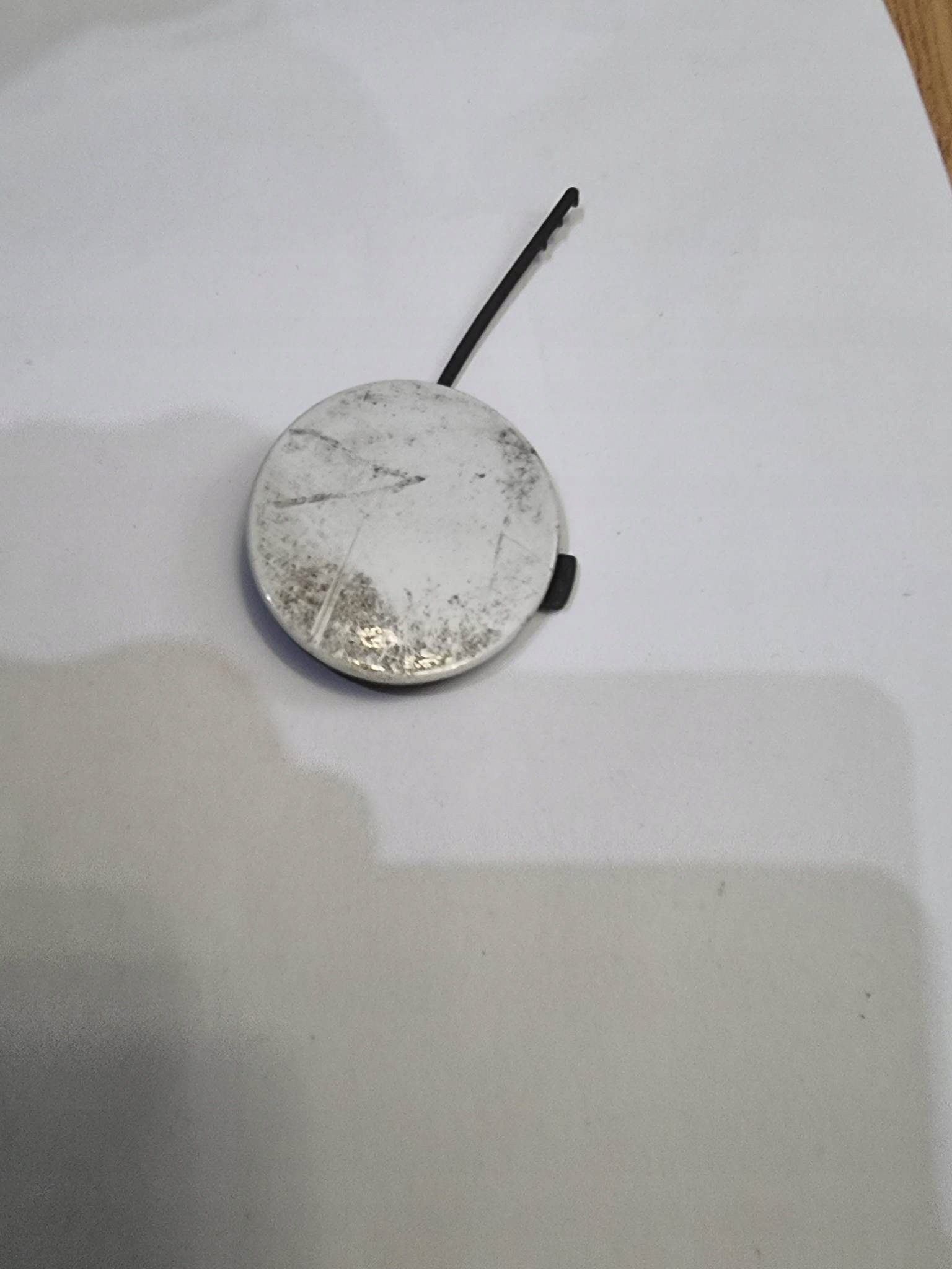 AUDI A4 -> towing hook cap front