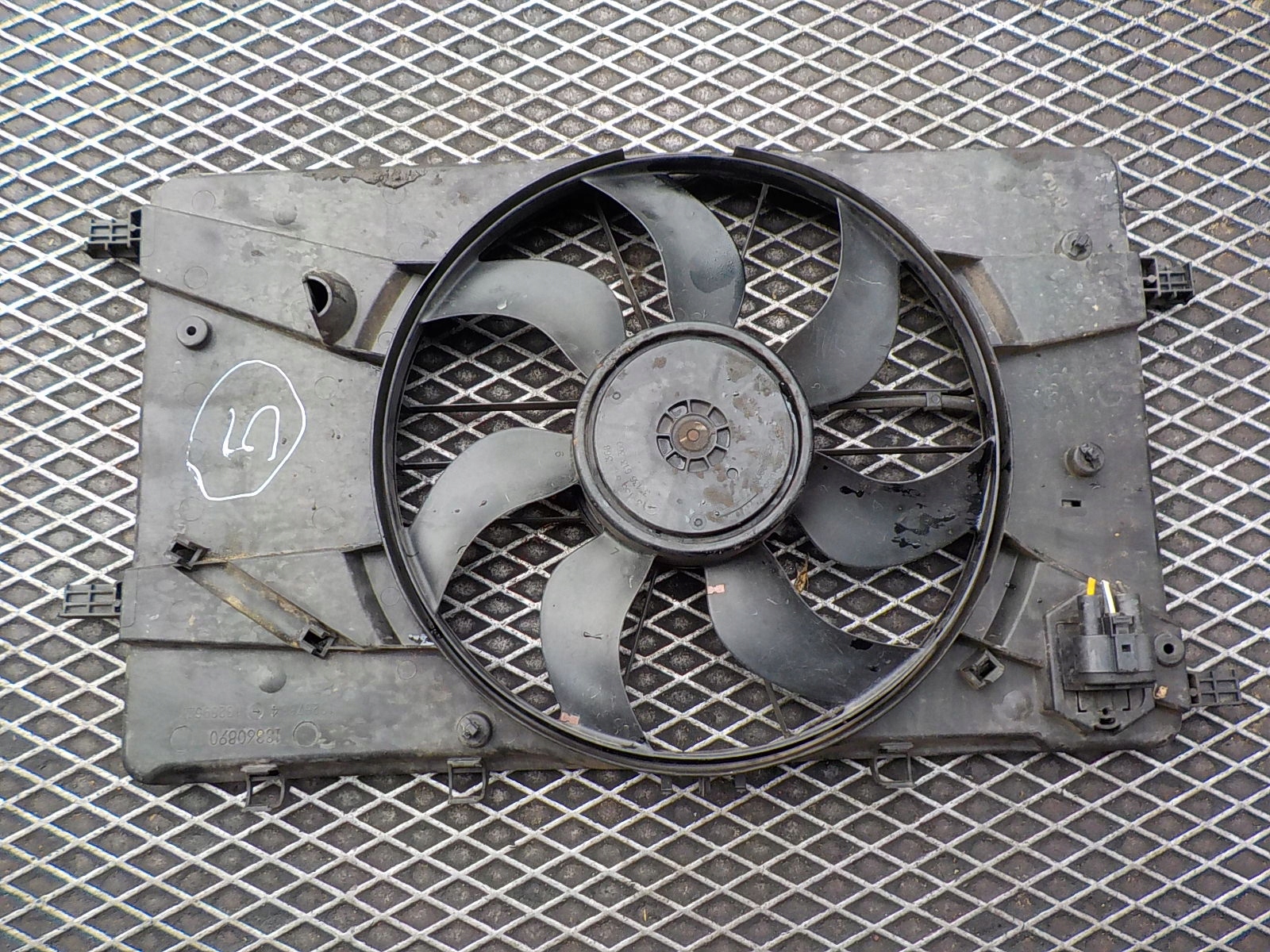 OPEL ASTRA J ventilátor chladiče 0130303345