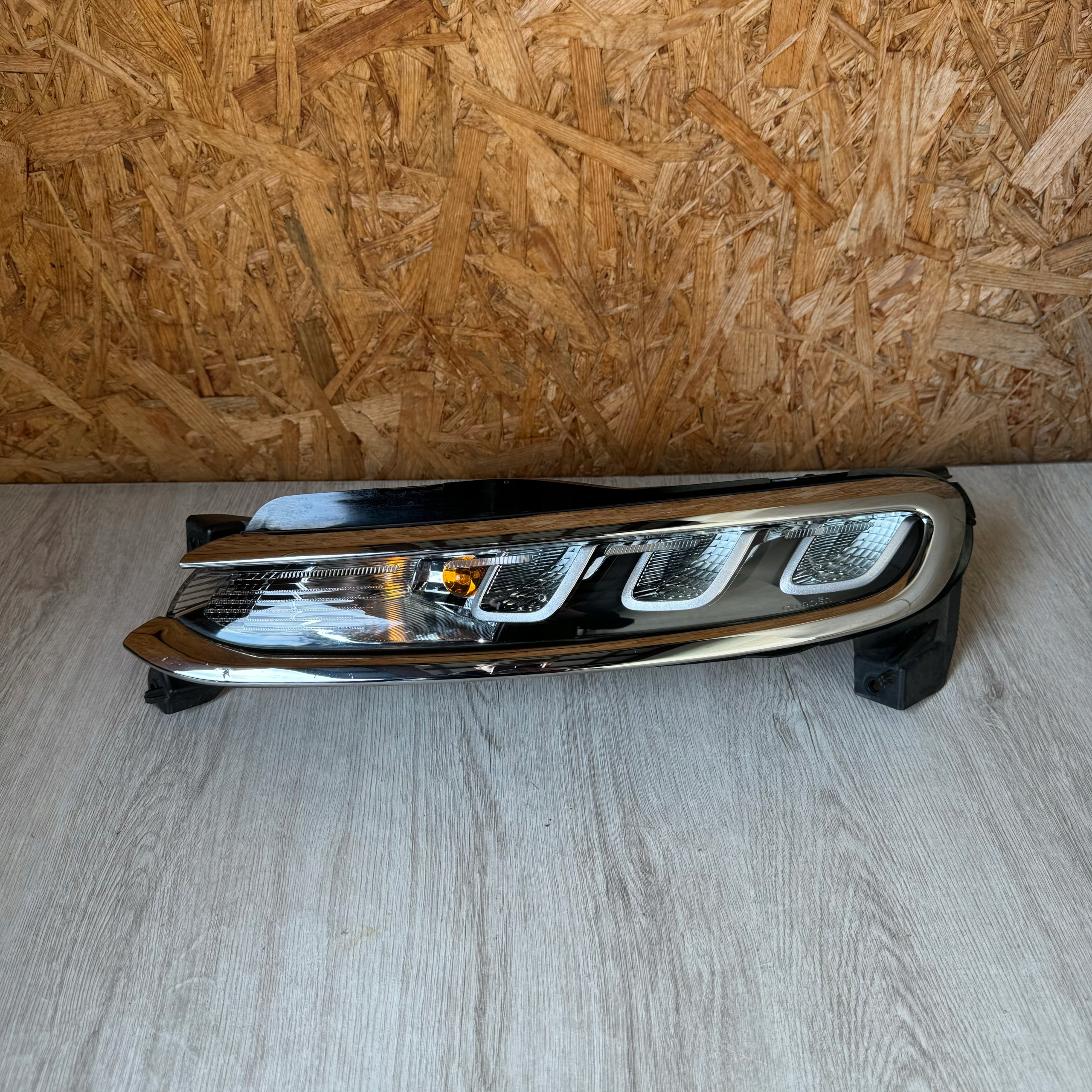 LIGHT FRONT LEFT LED DRL CITROEN C3 AIRCROSS 9822790680