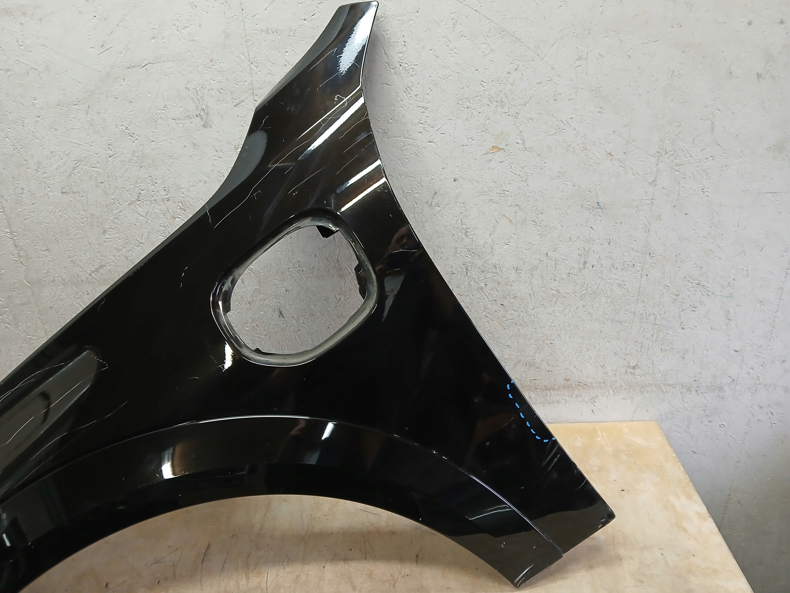 fender front left VOLVO XC60 XC-60 XC 60 II 2 ELECTRIC