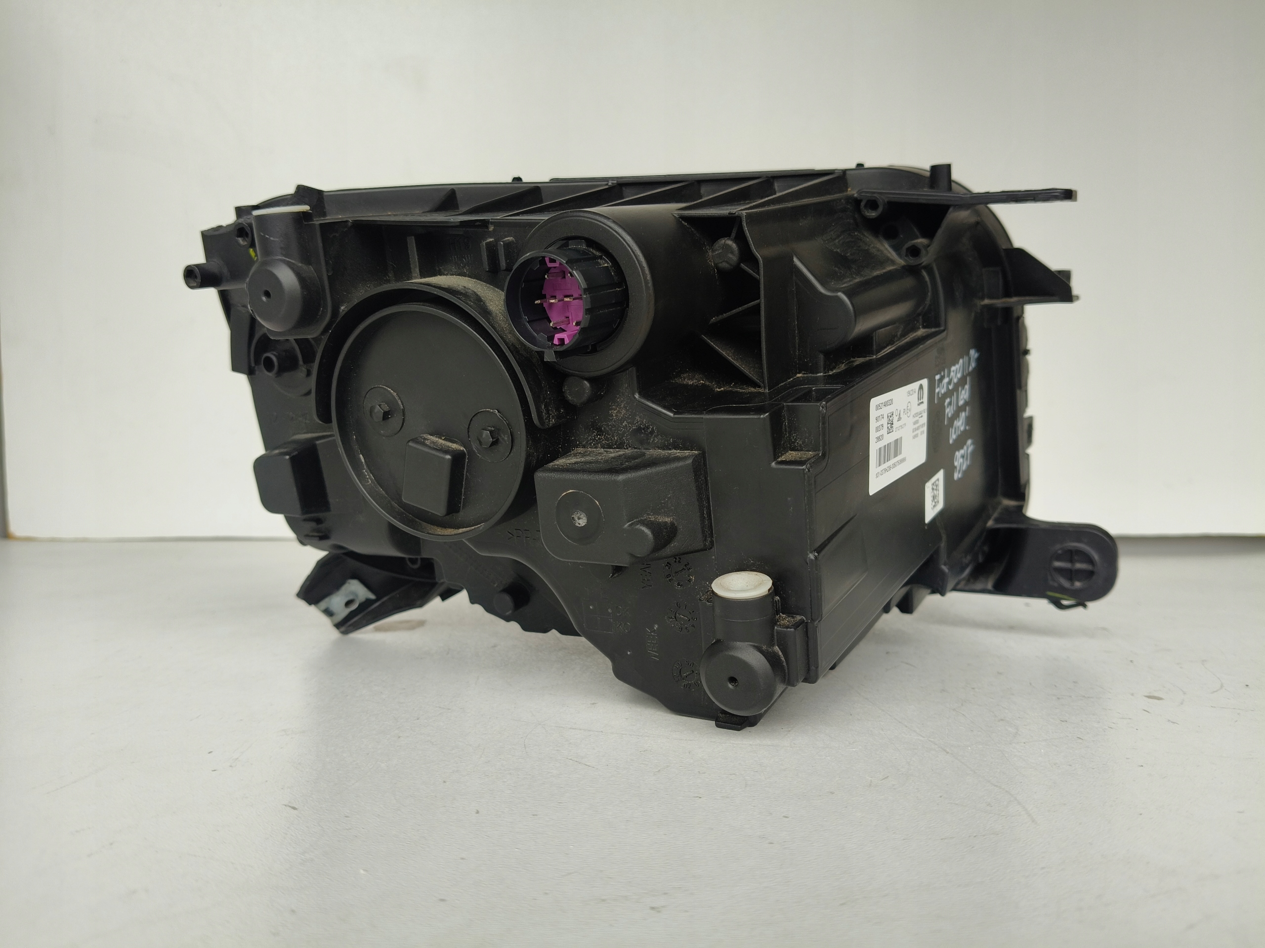 light left REFLEKTOR FIAT 500 II 20- LED