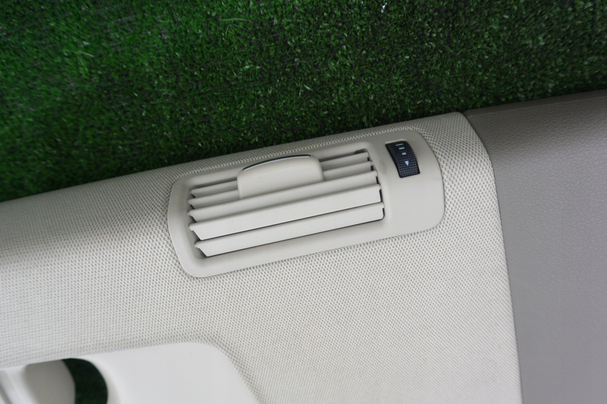 cover SLUPKA B beige right left AUDI Q7 4L LIFT