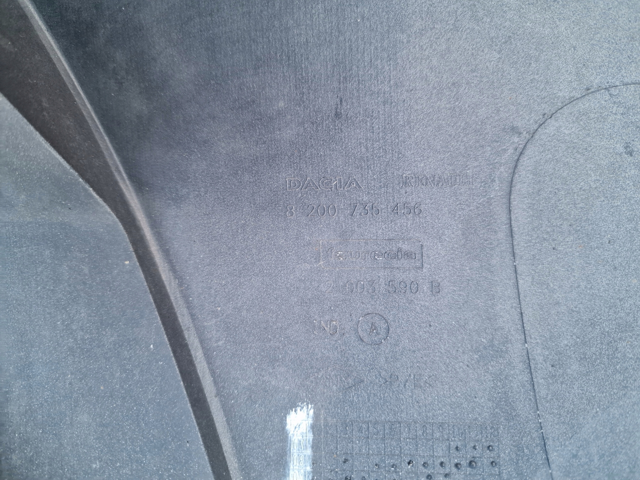 DACIA SANDERO 08-12 ROK bumper rear part rear original