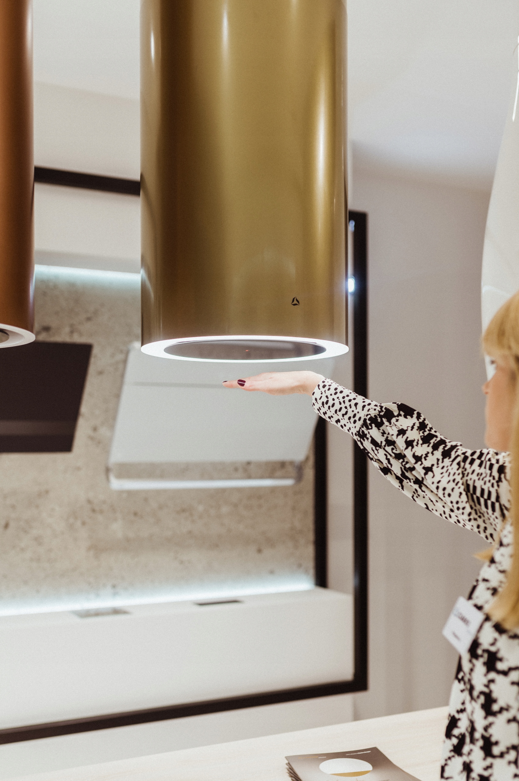 OKAP WYSPOWY CIARKO DESIGN TUBUS W (POCHŁANIACZ) Marka Ciarko