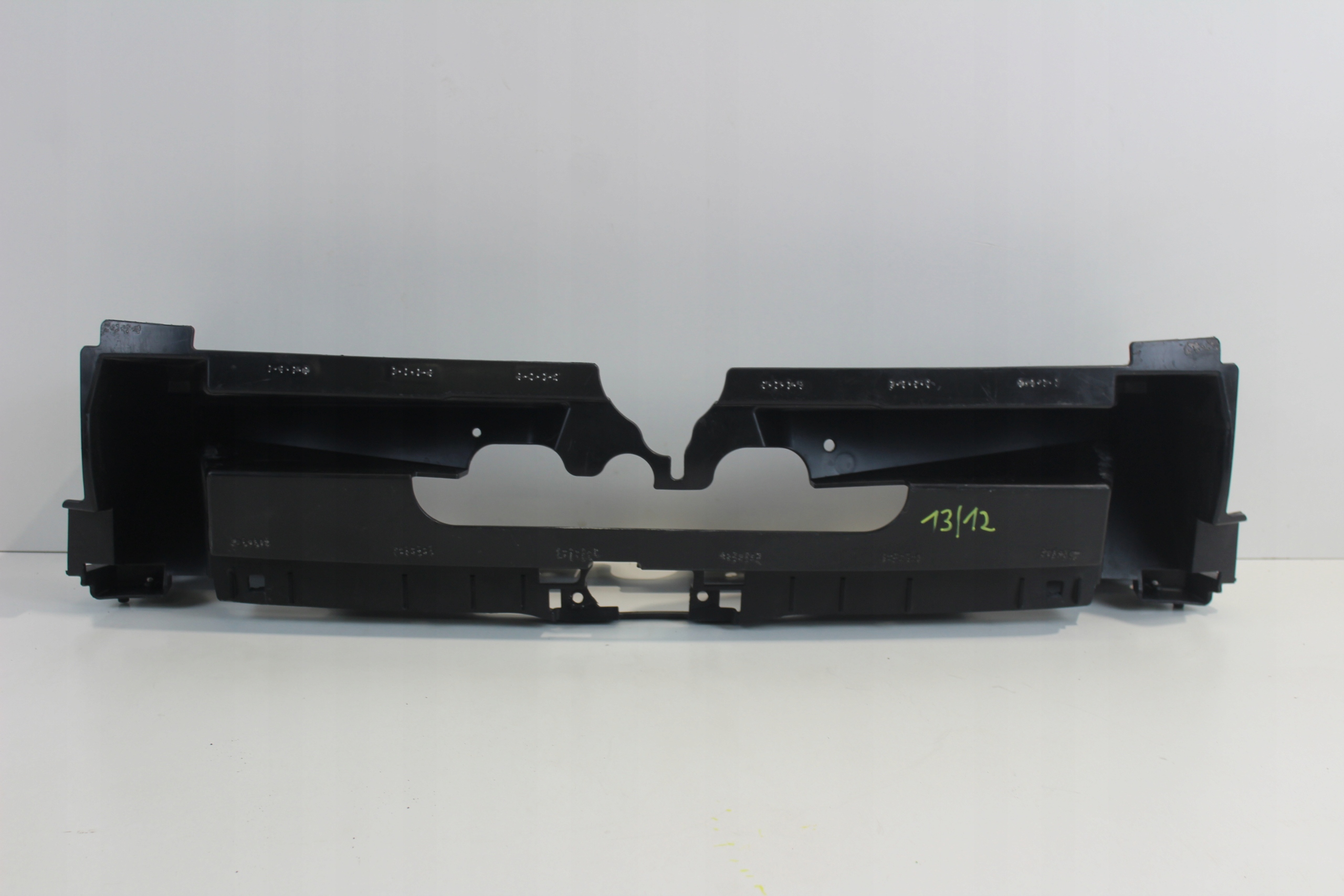 LJ8B-17E778AE - БАМПЕР ПЕРЕДНИЙ ДЛЯ FORD MUSTANG MACH-E