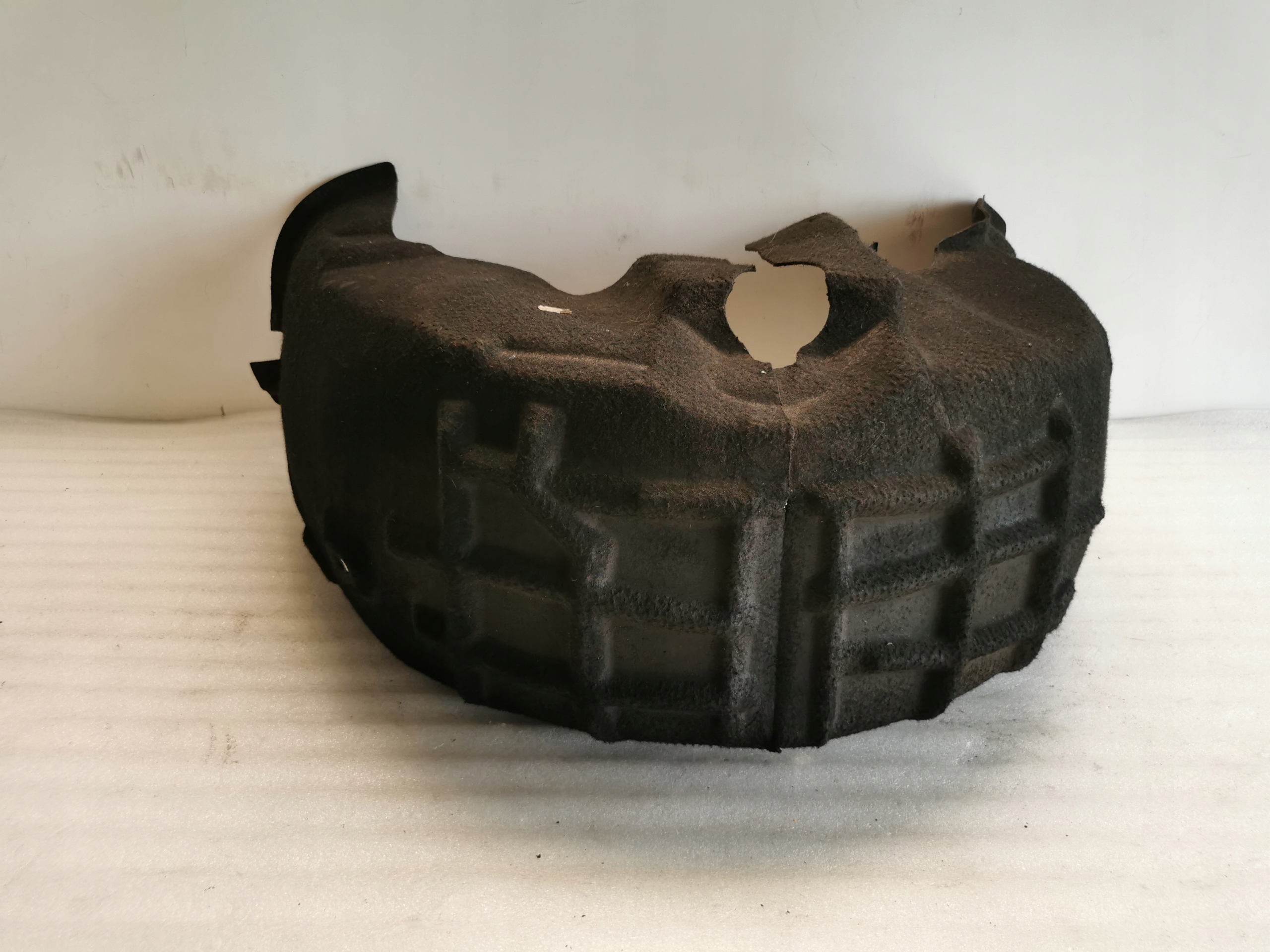 Audi A4 B8 подкрылки левый задний 8KO810171B