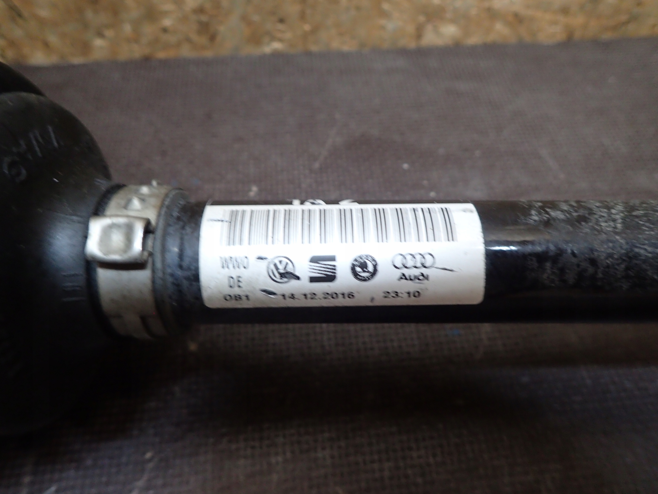 SEMI-AXIS 5Q0407271A VW SEAT SKODA AUDI