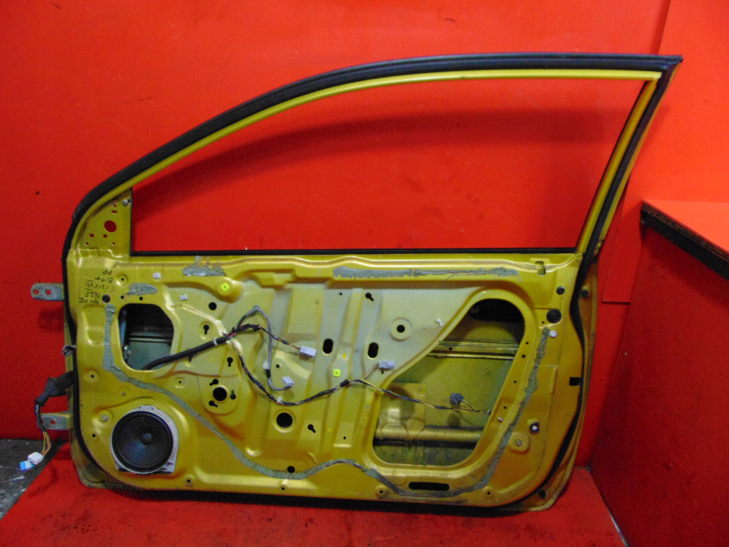 HONDA CIVIC 7 VII EP1 3D door right front Y62P