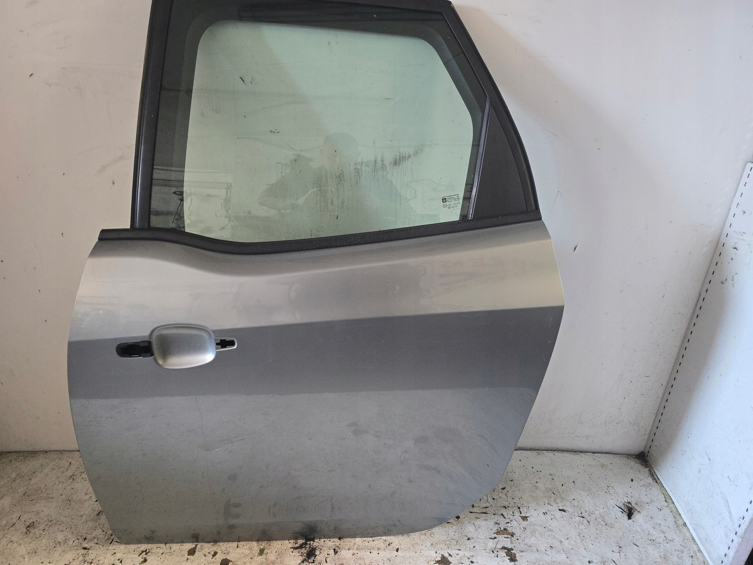 OPEL MERIVA B II door left rear. left rear part Z179