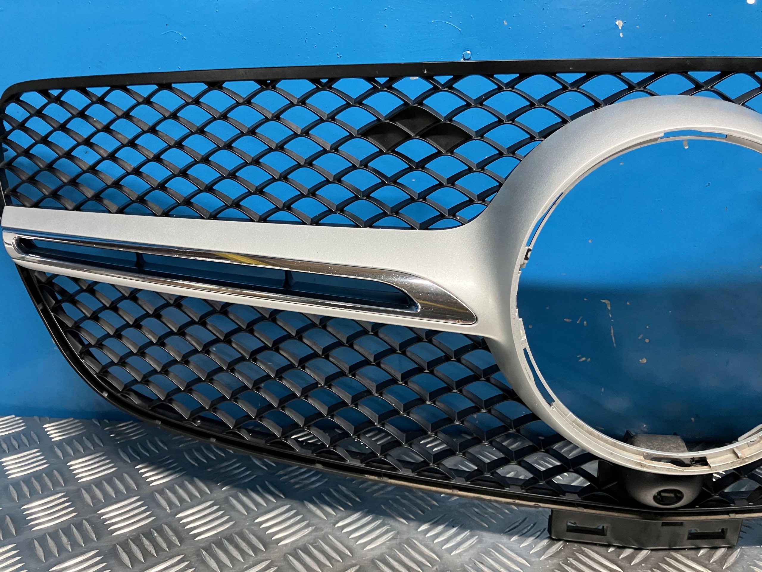 Mercedes-Benz GLE W292 Kühlergrill FRONTGRILL Kühlergitter A2928880060 - Thumbnail 3