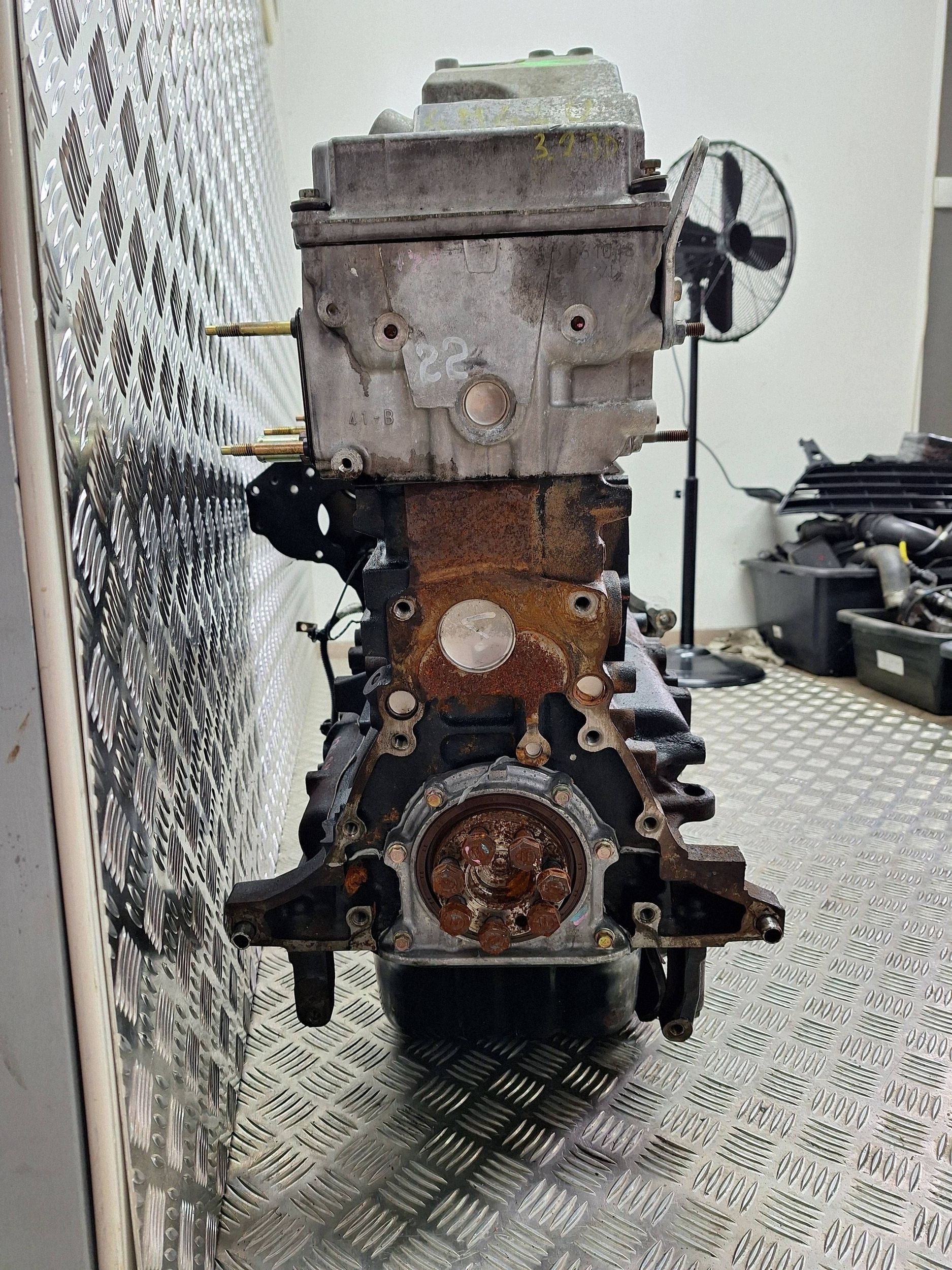 engine 4M41U MITSUBISHI PAJERO IV 07- 3.2 DiD