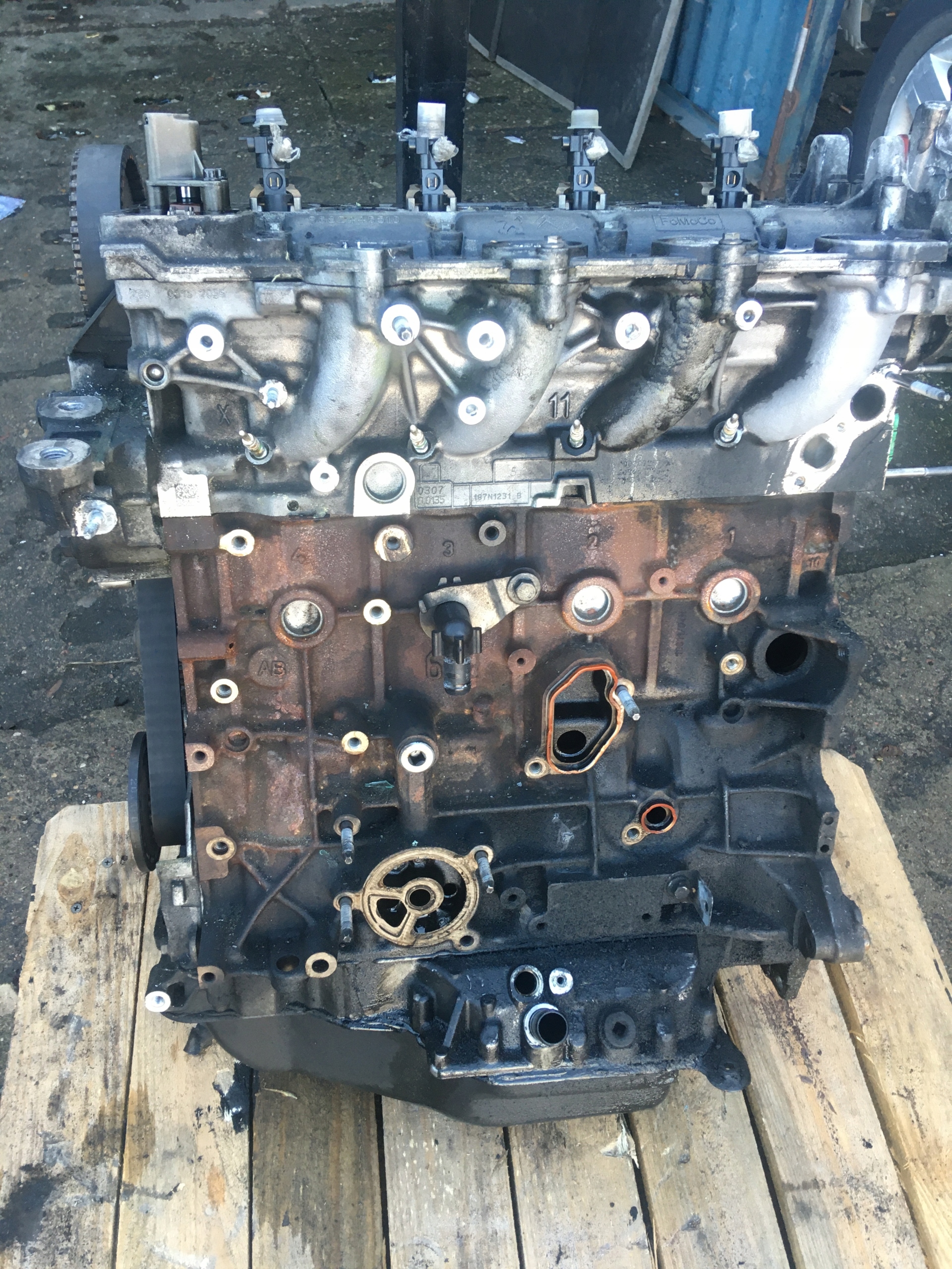 Двигатель FORD 2.0 GALAXY MK2 AV4Q-6007-DB D4204T