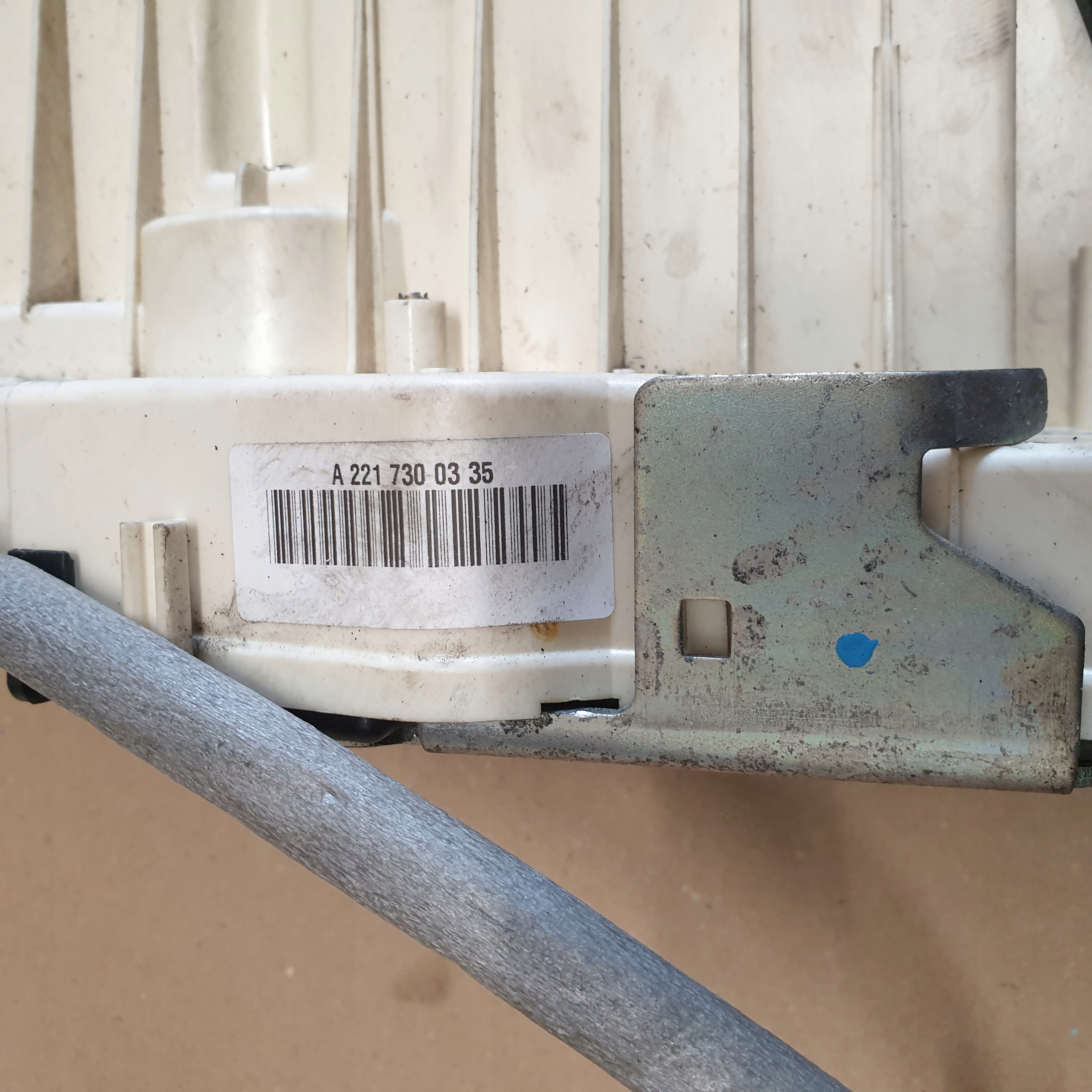 lock left rear rope holder MERCEDES S W221 OE EU