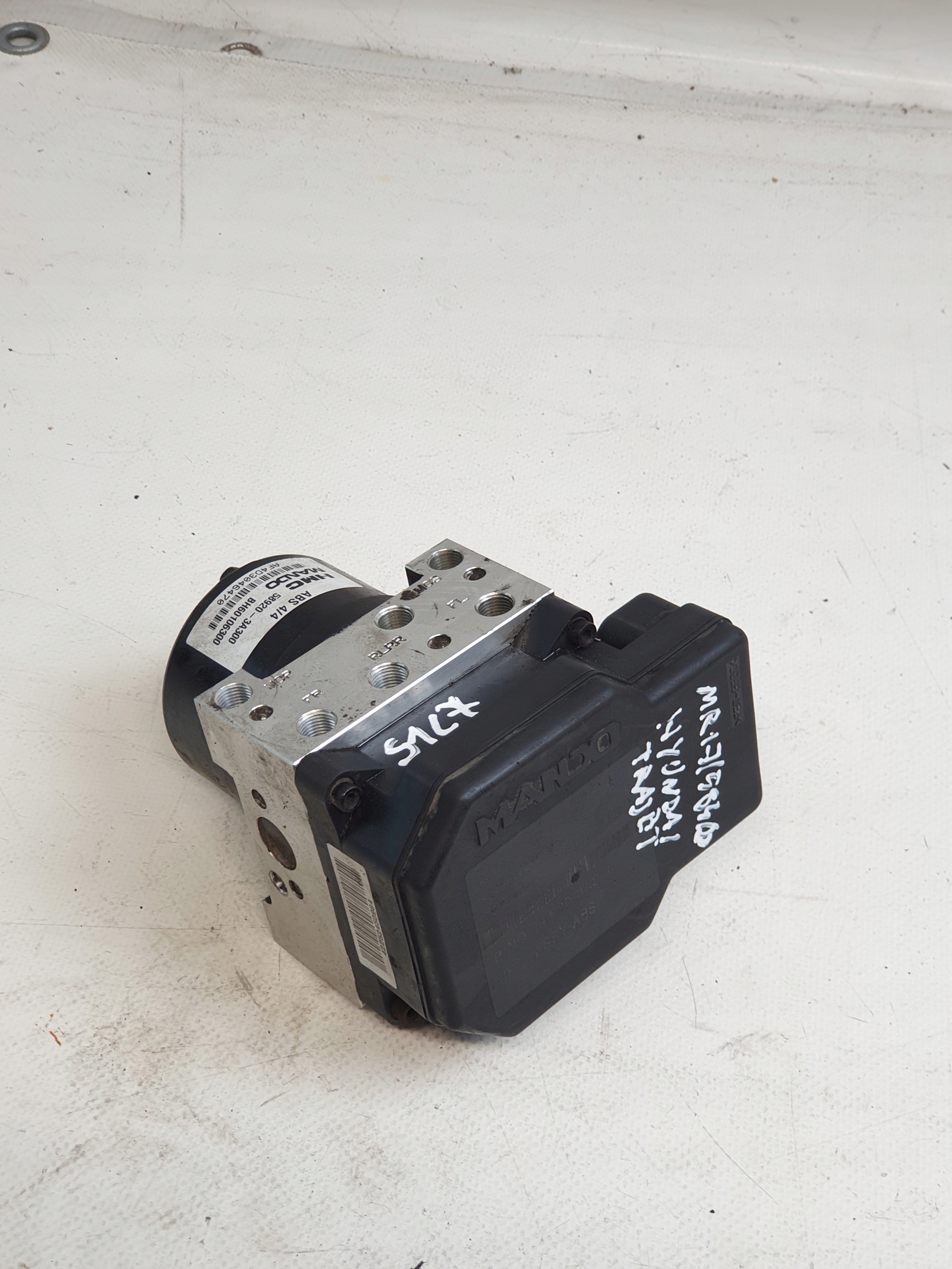 Pompa ABS 58920-3A300 HYUNDAI TRAJET 2.0CRDI 05r.