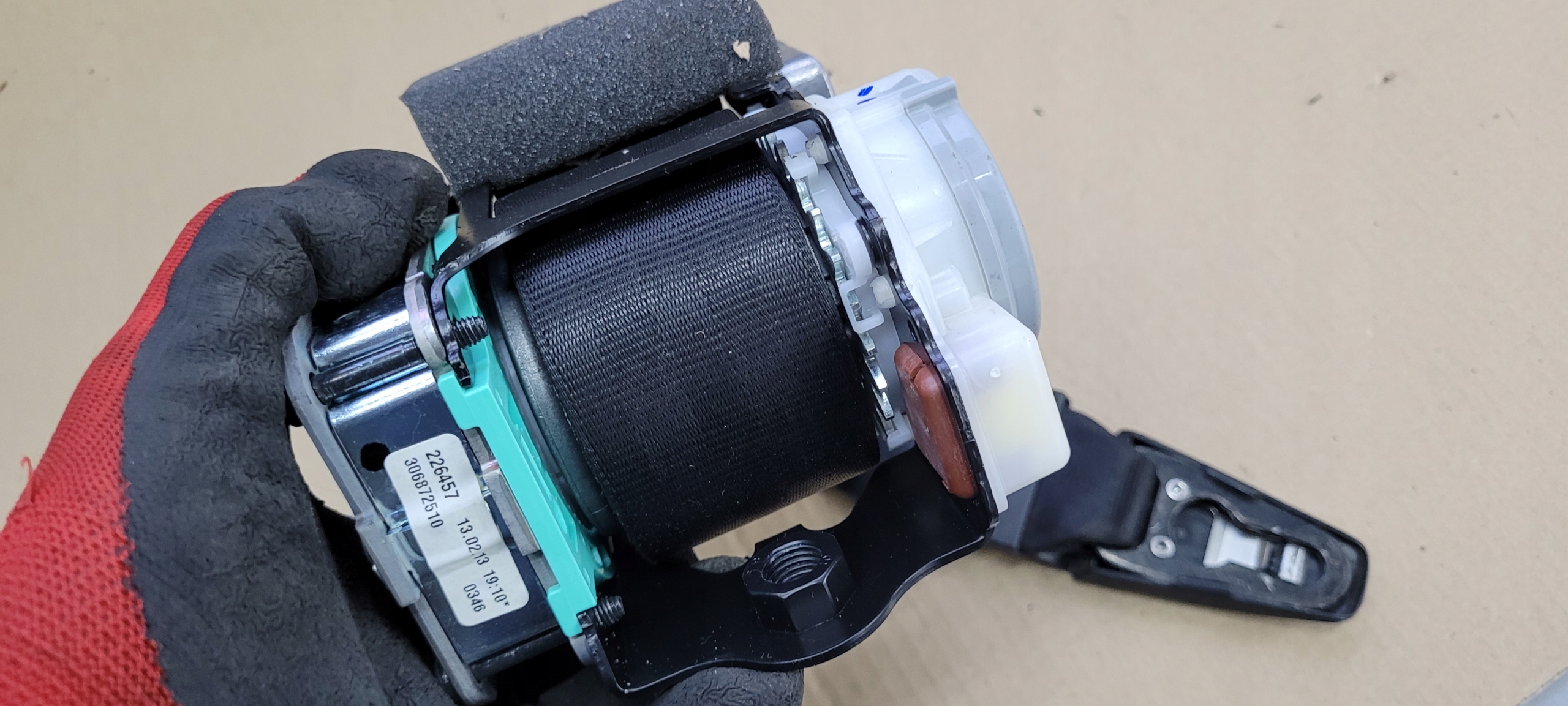 A6 C7 4G tension belt safety left front 4G8857705B A7 4G