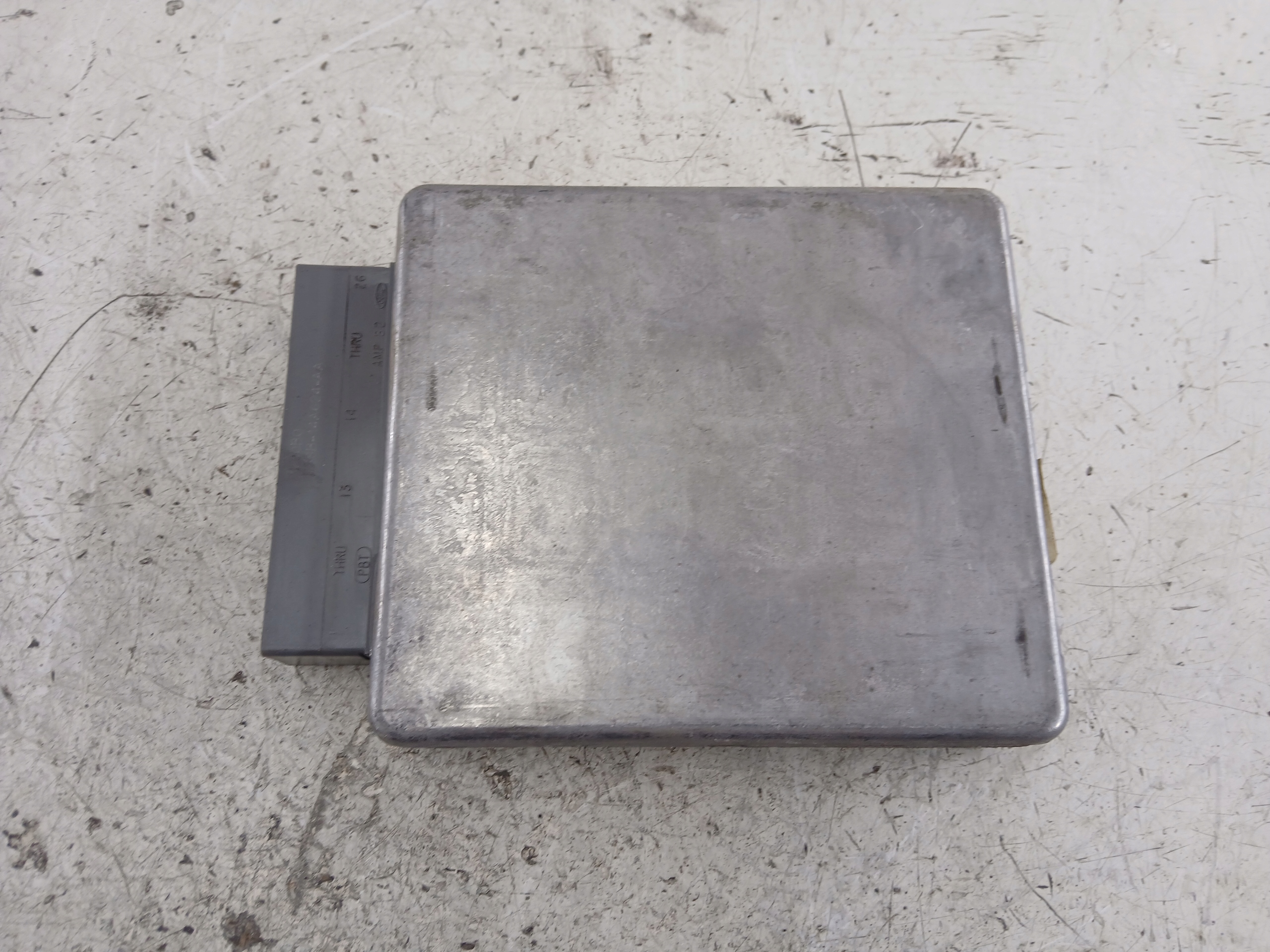 FORD MONDEO MK3 1.8 2.0 control unit of the engine 2S7A12A650ADA