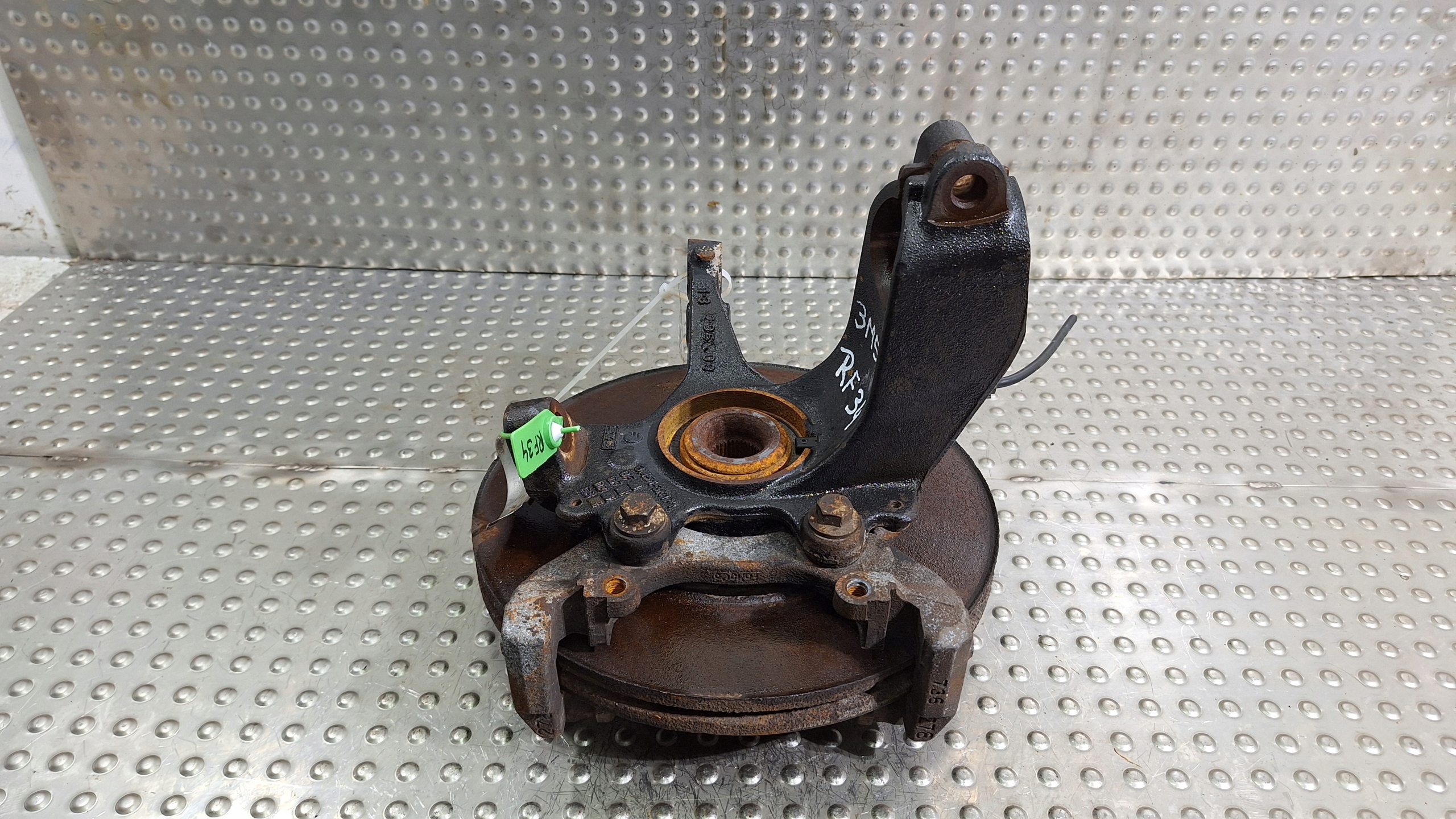 swing left front 3M51-3K171-BF FORD FOCUS MK2 C MAX MK1 VOLVO V50 S40