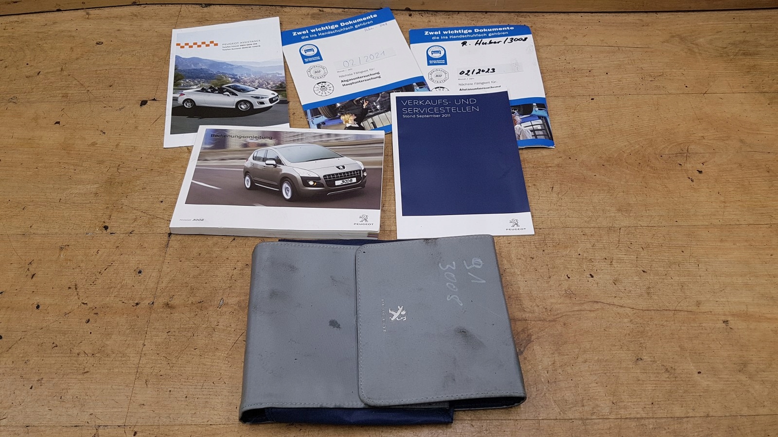 KSIĄŻKA SERWISOWA PEUGEOT 3008