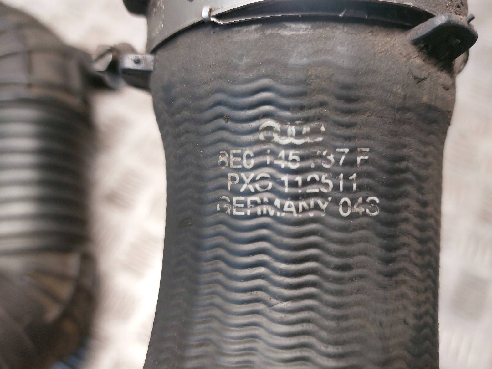 pipe air hose AUDI A4 B7 2.0 TDI 8E0145737F 8E0129615J