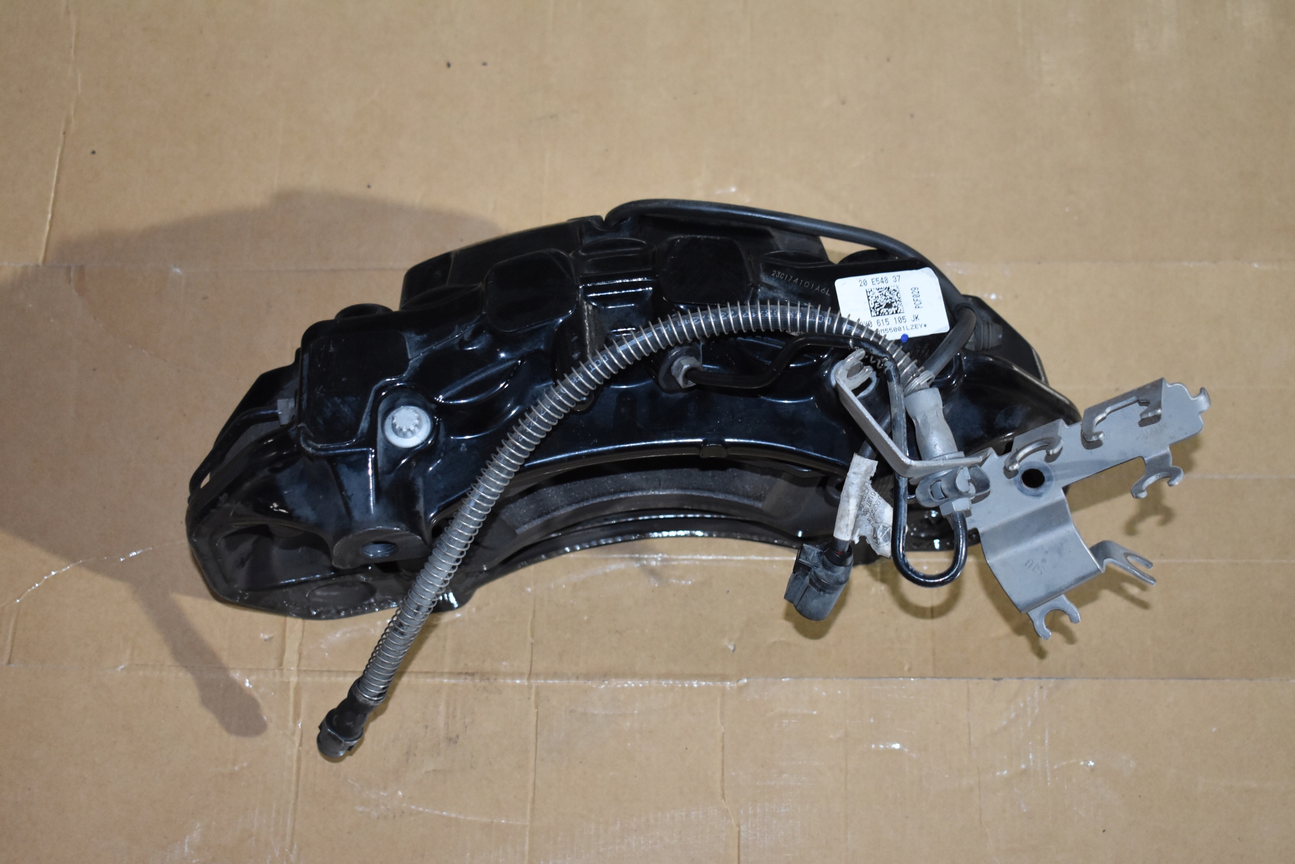 IDEALNY caliper front front left PORSCHE CAYENNE 9Y HYBRYDA 1