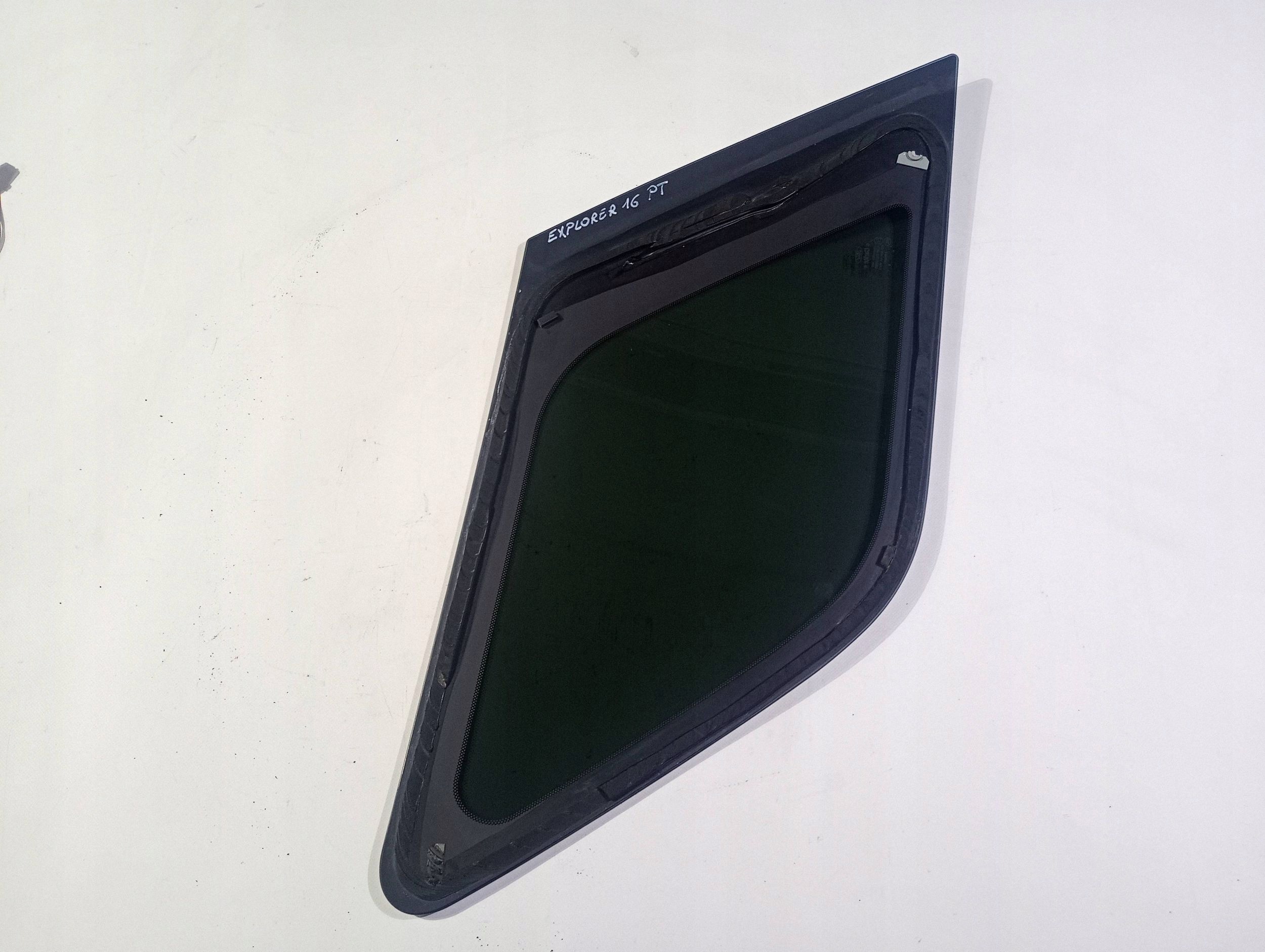 window side bodywork right rear part rear right Ford Explorer 2011-2019