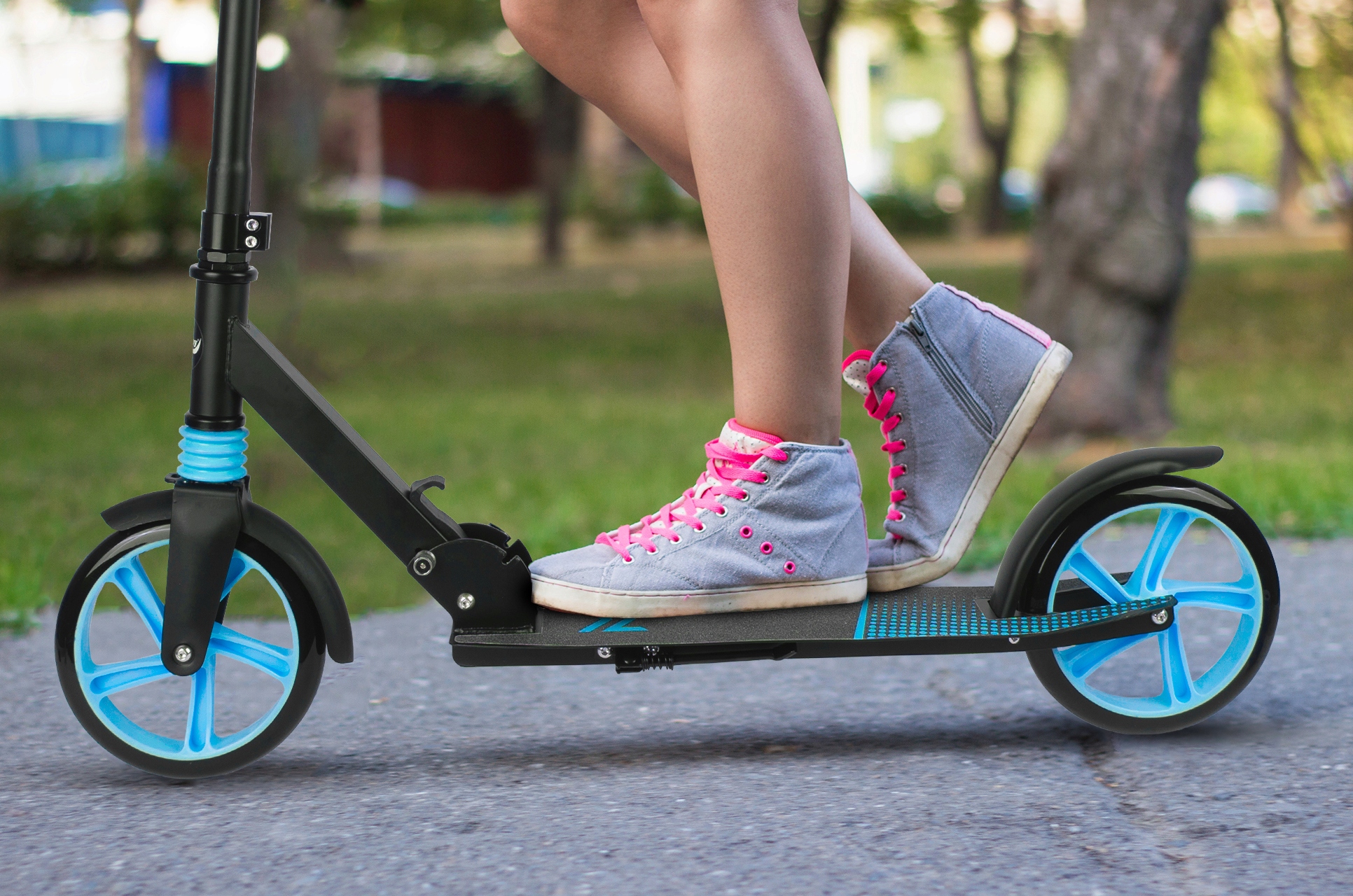 HULAJNOGA MIEJSKA DUŻA SKŁADANA REGULOWANA AMORTYZATOR 100KG ŁOŻYSKA ABEC7 Marka MalPlay