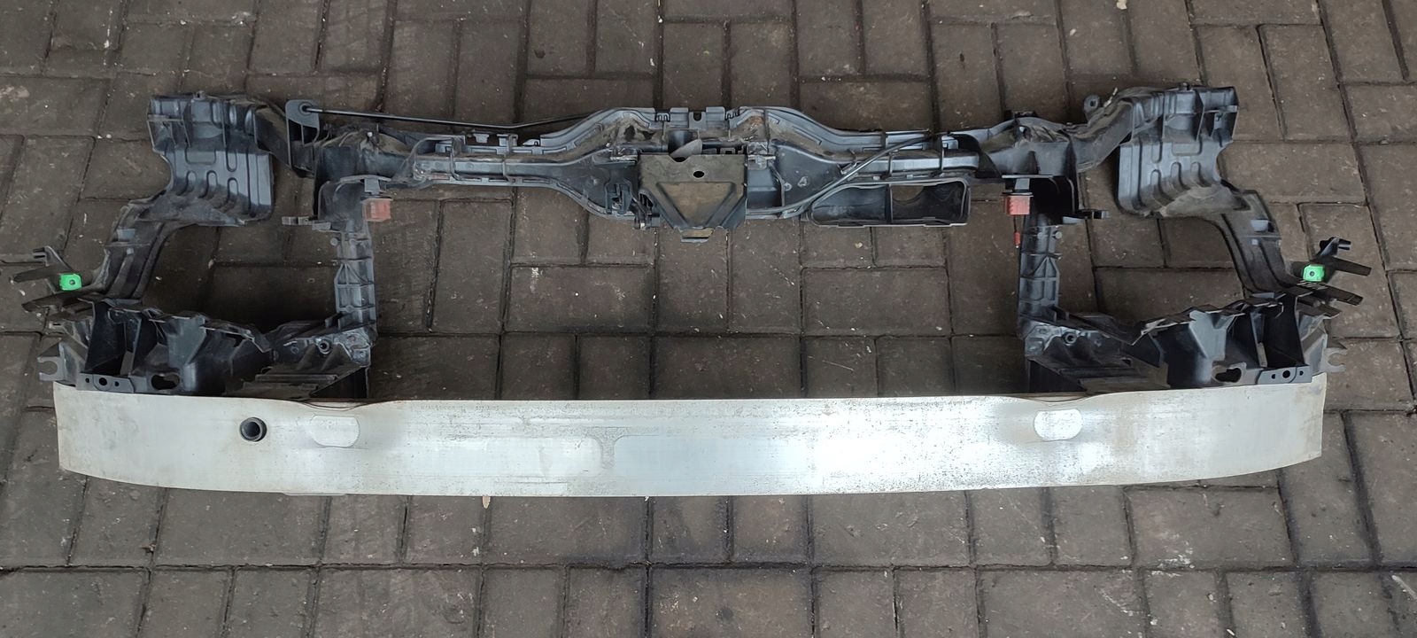 support panel for radiators pillar iron Mercedes W169 1,7