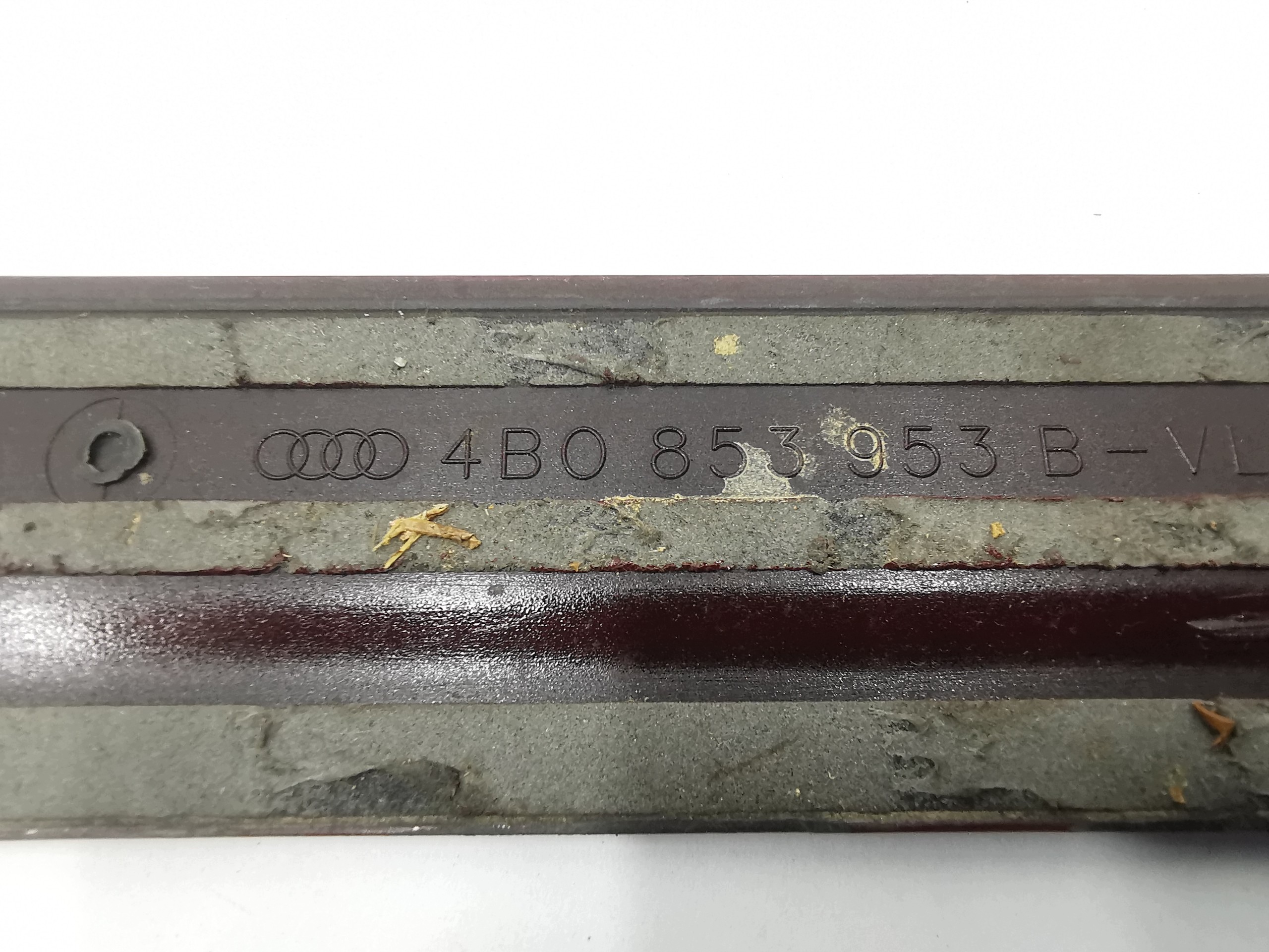 lišta dvere ľavá predok predná AUDI A6 C5 / 4B0853953B