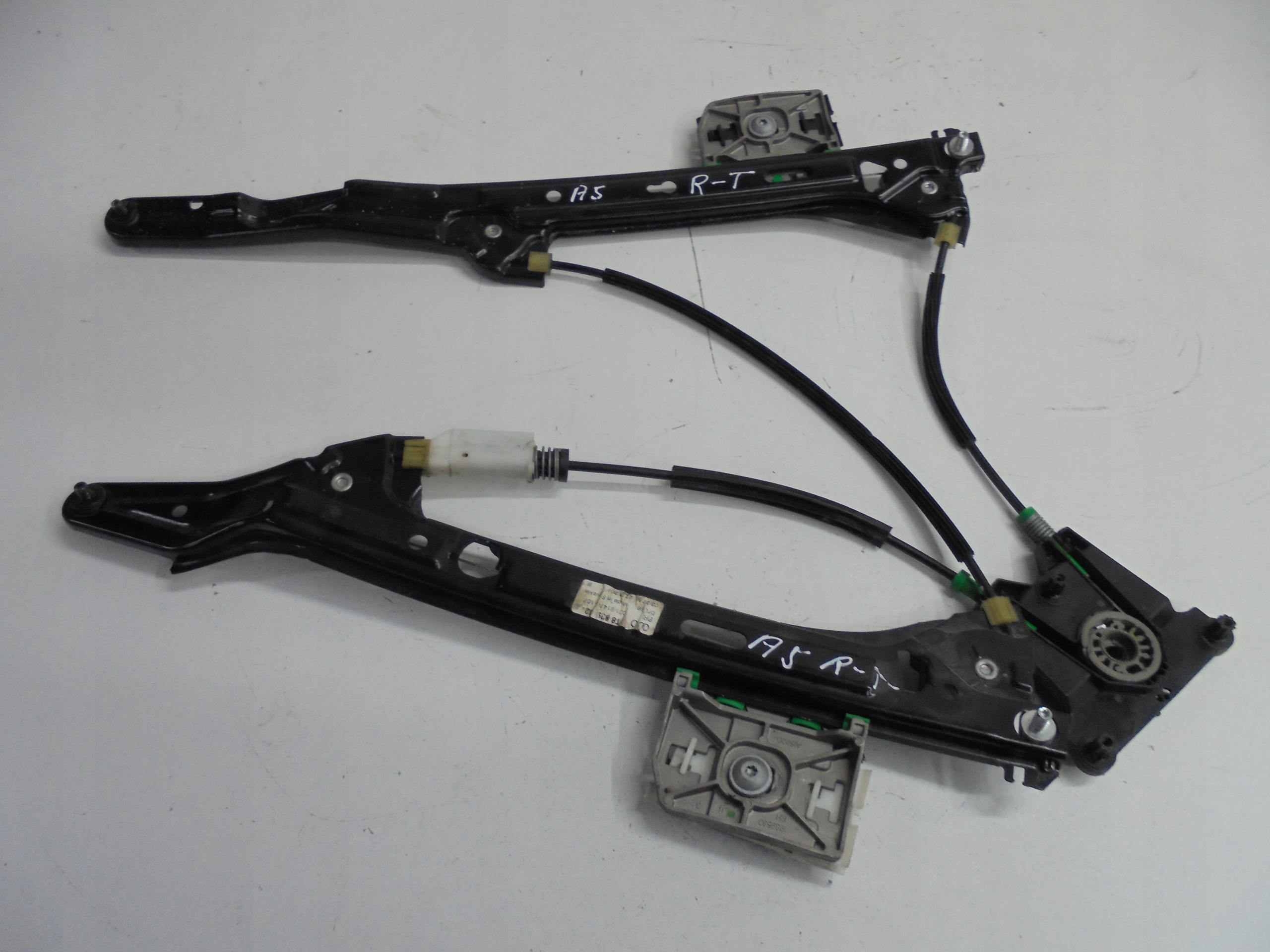 AUDI A5 8T SPORTBACK window regulator right rear part 07