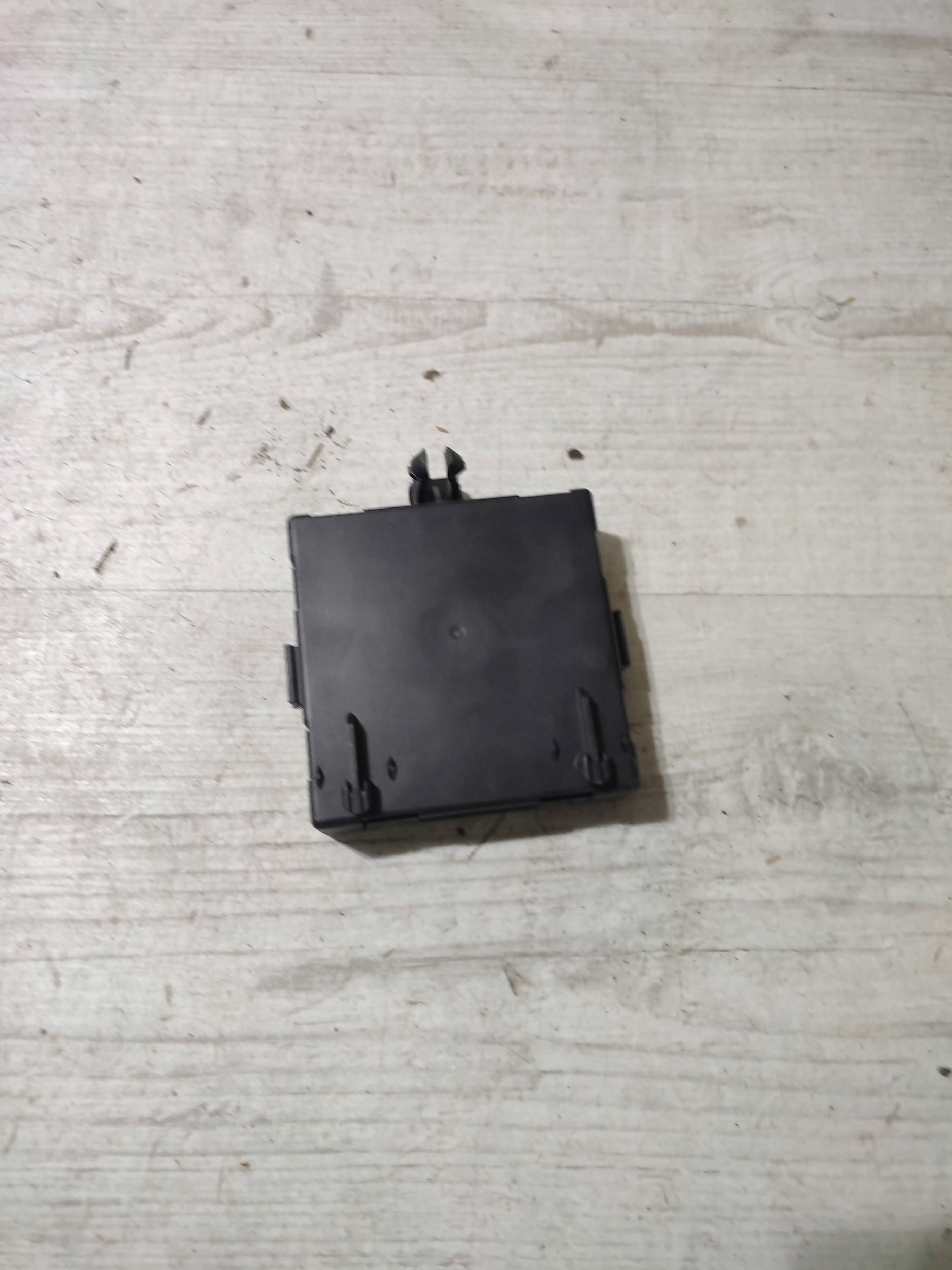 Mercedes-Benz GLK (X204) 2013 front right control unit / module door