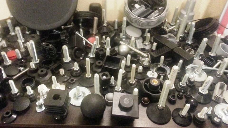 Maskownica kołpak śruby M10 Zaślepka - 100szt. PROMOCJA!!! NISKA CENA Kod producenta sks10