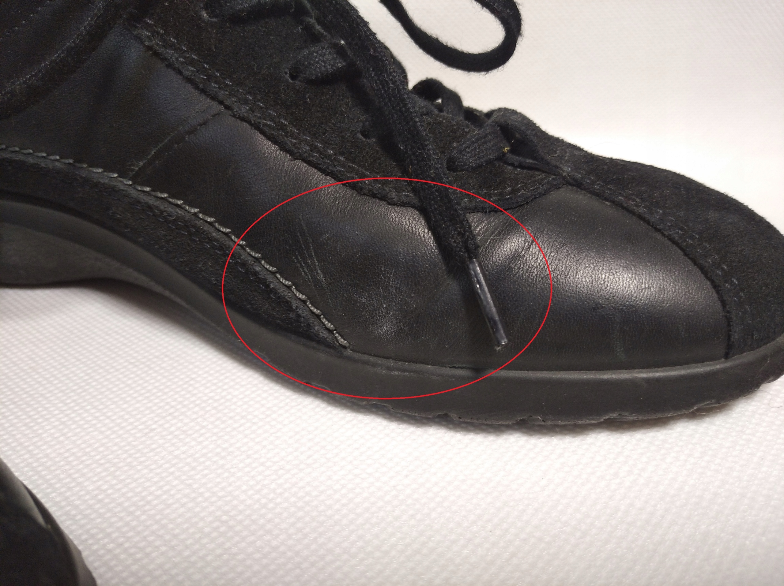 Wygodne półbuty skórzane ECCO shock point 39 Wzór dominujący bez wzoru