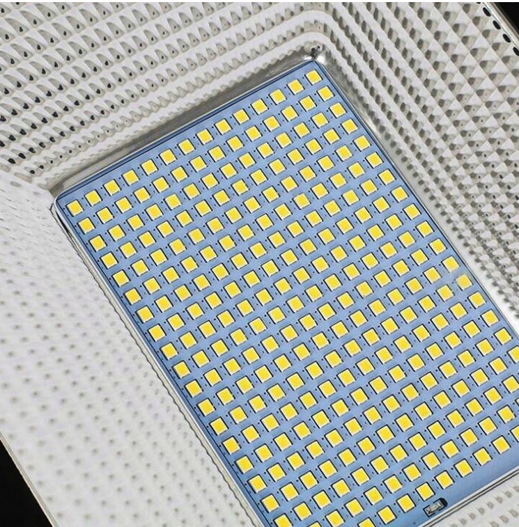 LAMPA ULICZNA LED SOLARNA 500W PRZEMYSLOWA 3200 Marka Azaris