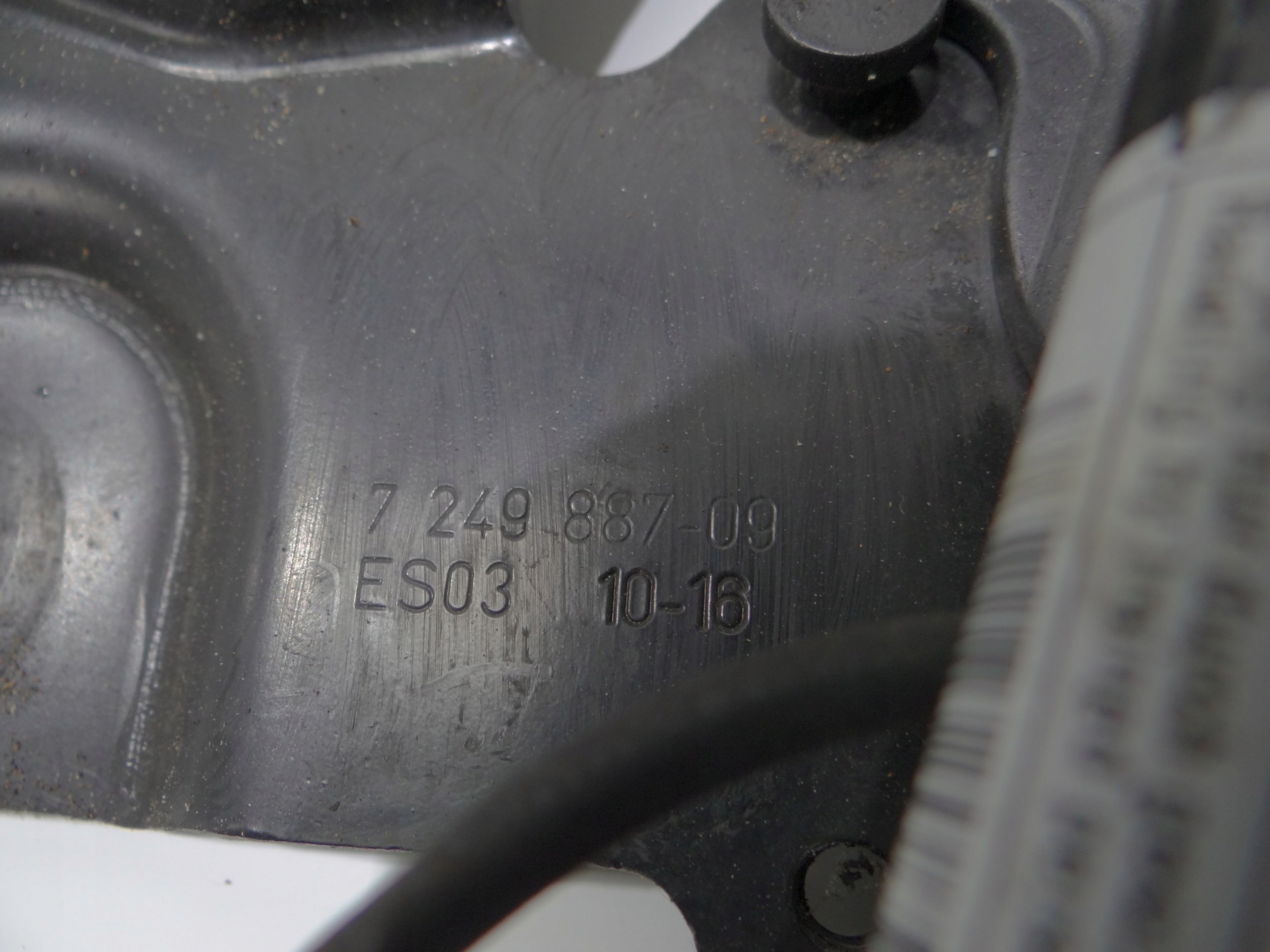 hinge NABOJ bonnets left front damper BMW F11 7249887 B90