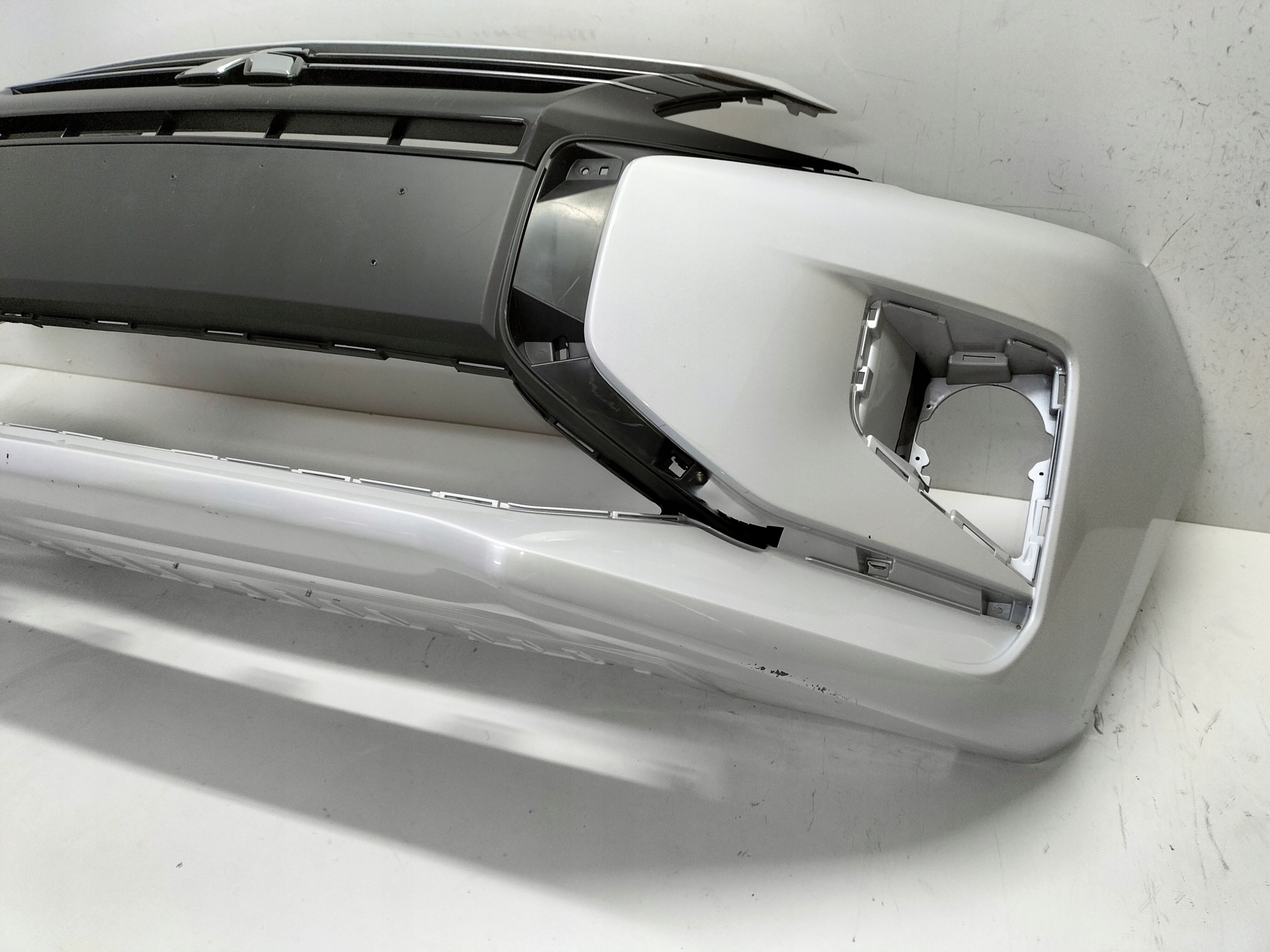 front bumper front MITSUBISHI SPACE STAR III 19
