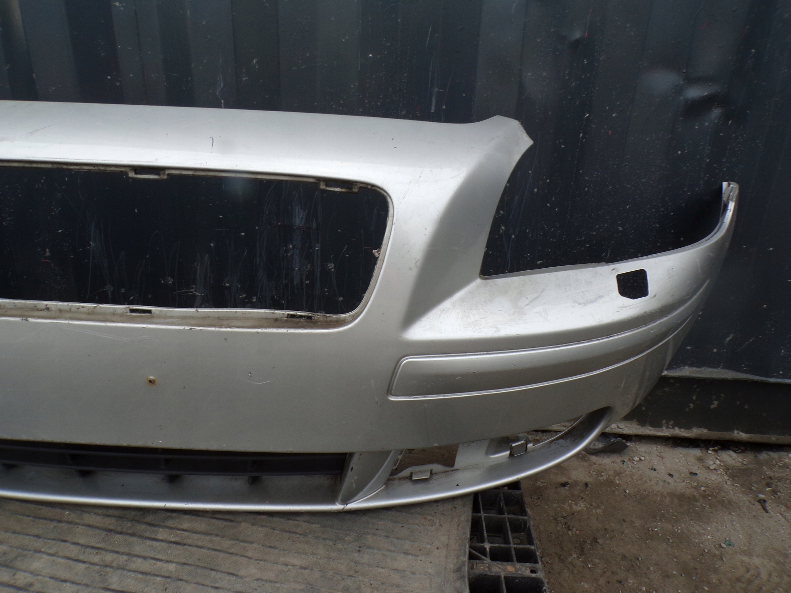 front bumper front VOLVO V50 S40 2 II washers (R1)