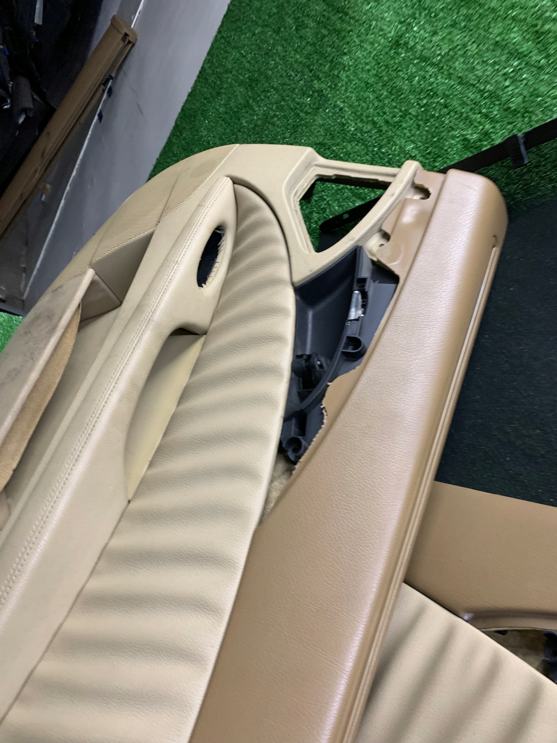 MERCEDES W211 side side door right left rear part blinds ROLETY