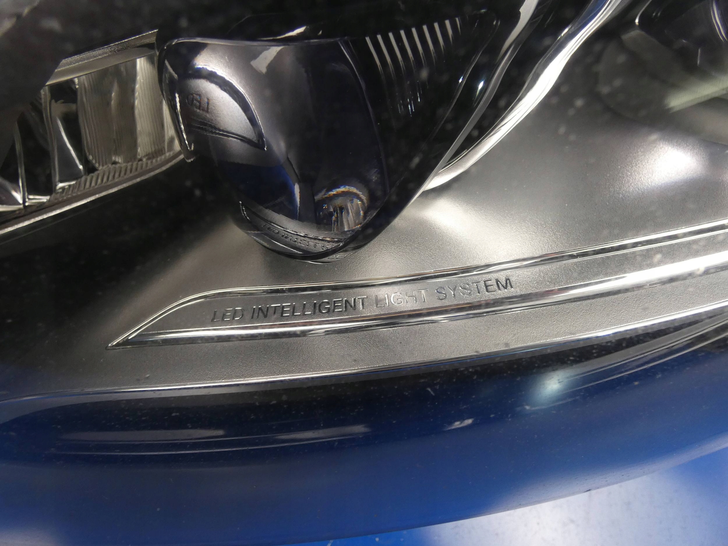 MERCEDES S KLASA W222 light LED left front - WERSJA ANGIELSKA