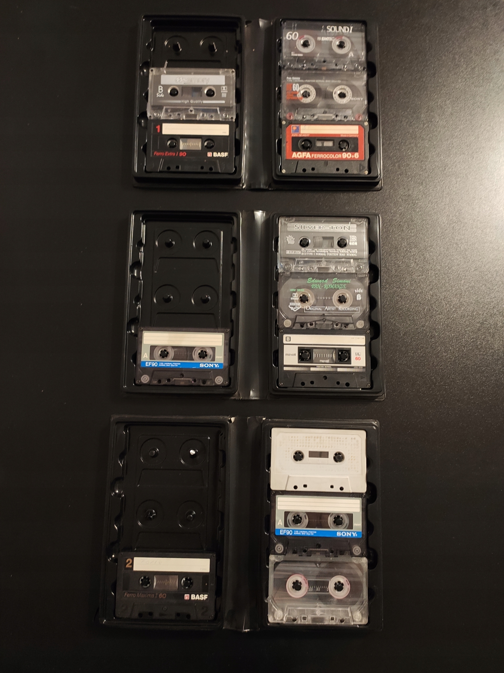 zestaw kaset magnetofonowych