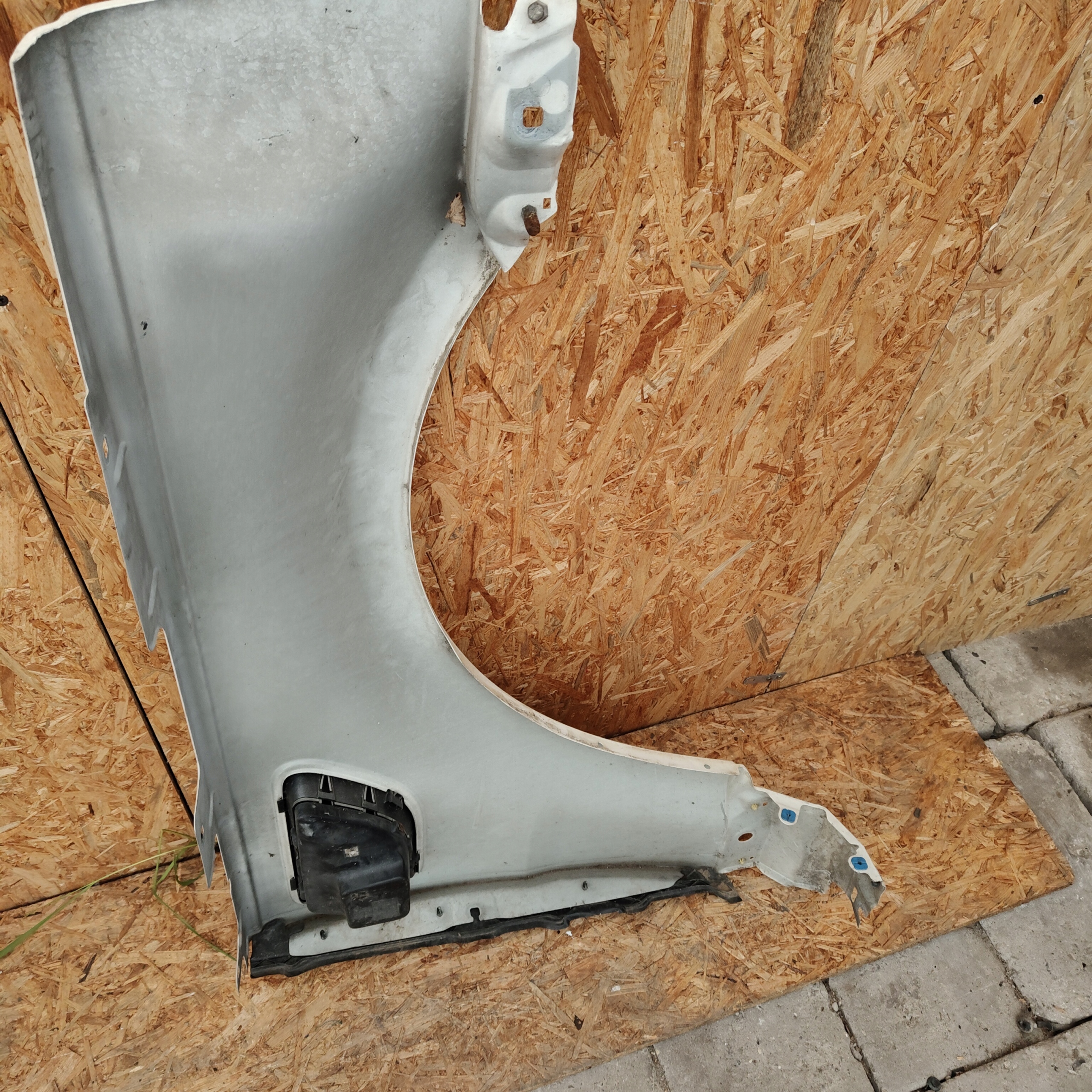 fender front front left RANGE ROVER SPORT