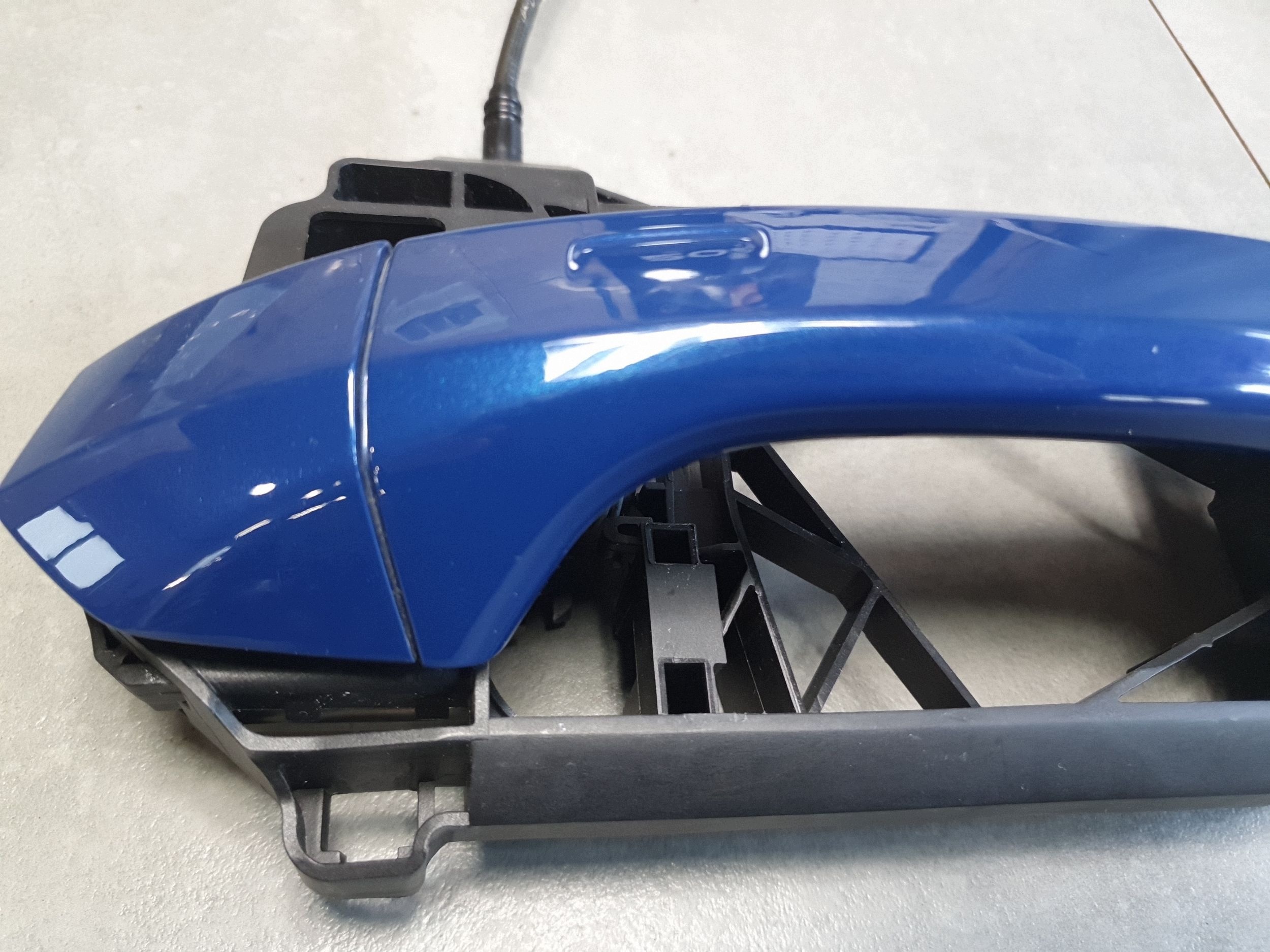 Audi SQ6 e-tron poignée externe arrière gauche 4M8837205B lx5f