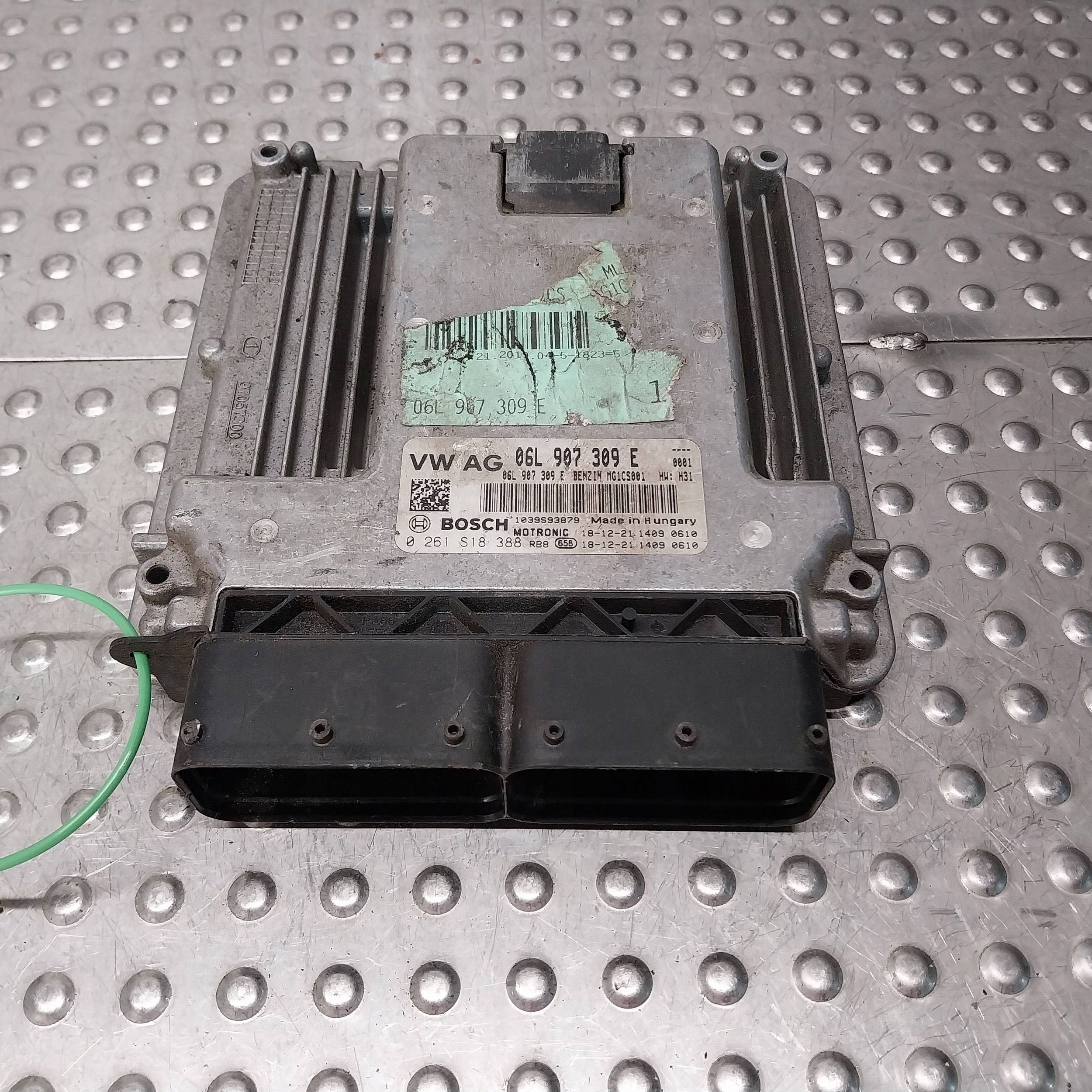 computer control unit of the engine 06L907309E AUDI A4 B9 A5 F5 8W 2.0TFSI
