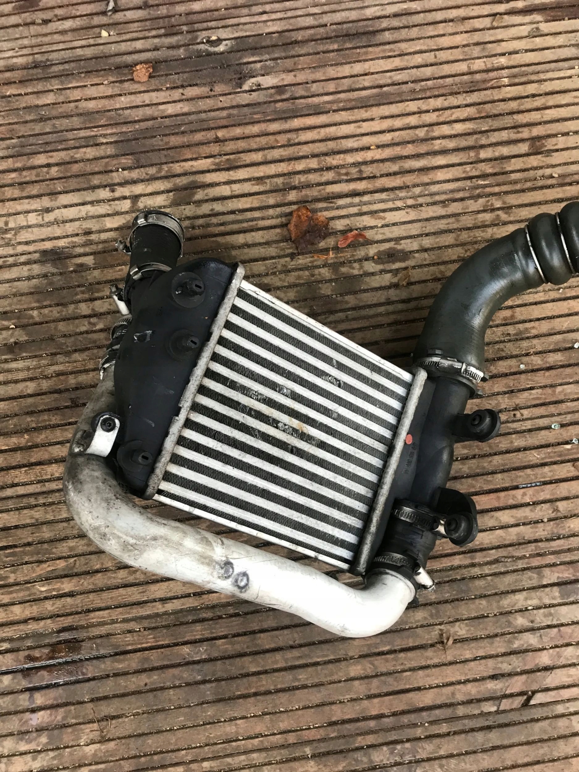 intercooler chladič vzduchový AUDI A6 C6