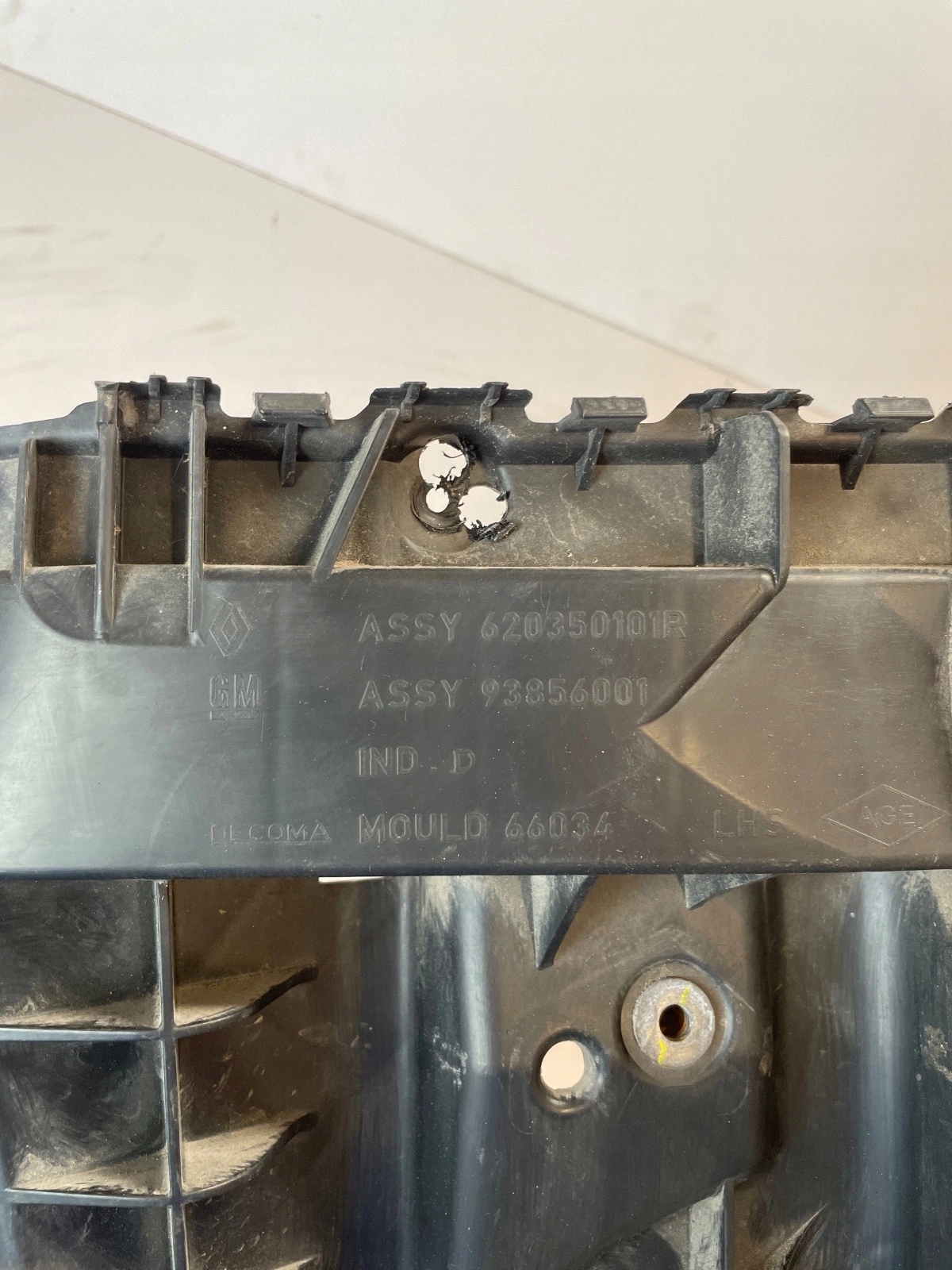 Support Support plaque Aile Avant Gauche Renault Trafic II Vivaro A