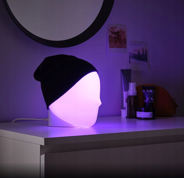 IKEA ISKARNA Lampa stołowa głowa LED wielobarwny Klasa efektywności energetycznej E