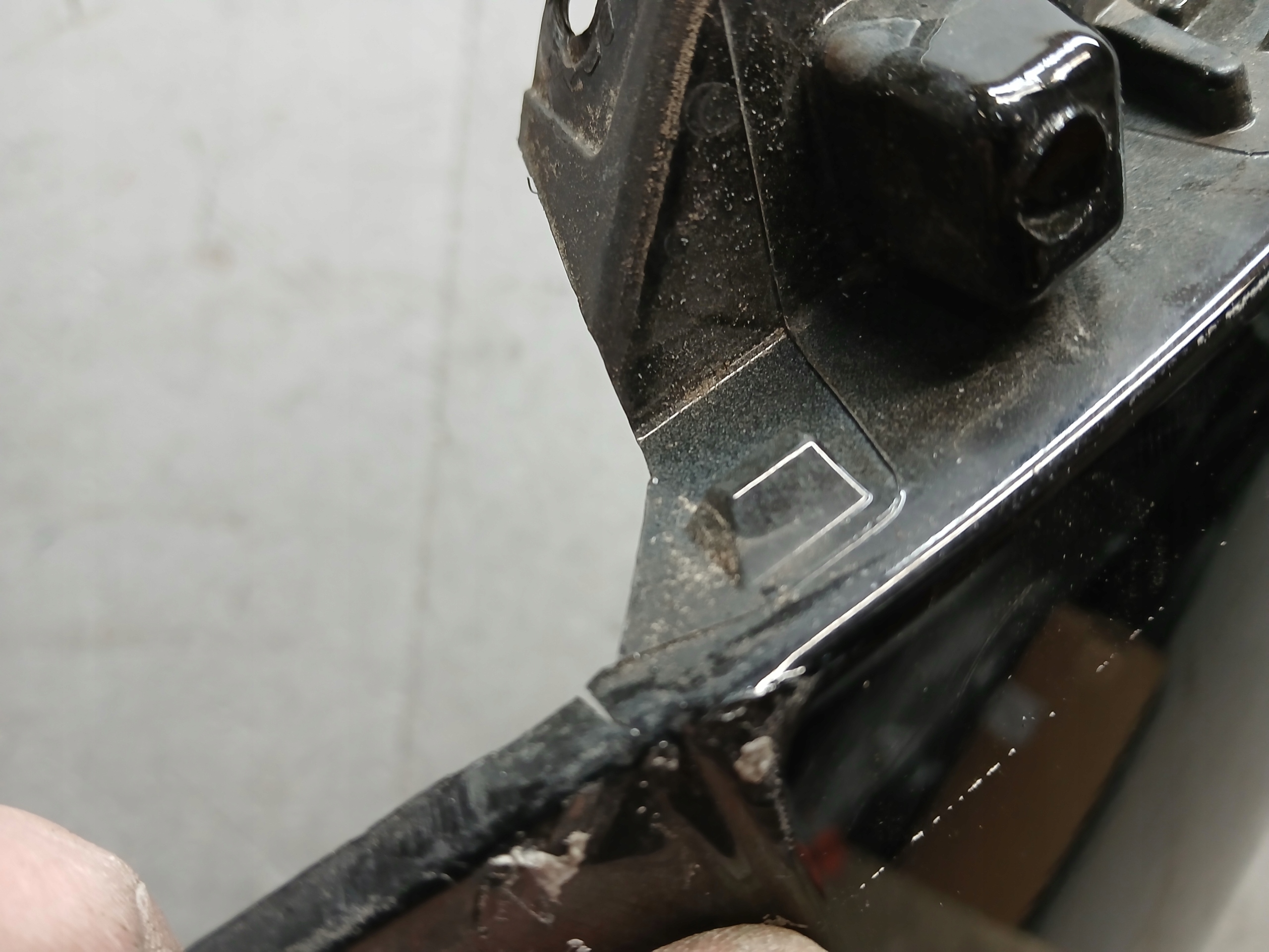 fender front left RENAULT CAPTUR and 1