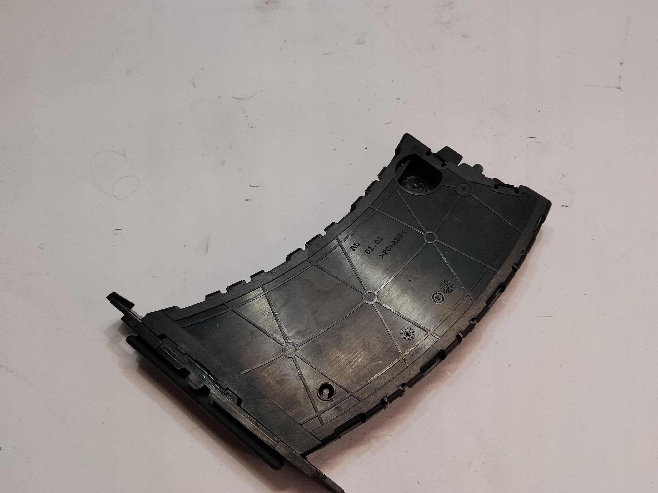 Matte des Halters für kubek BMW E81 E87 E90 E91 22167210