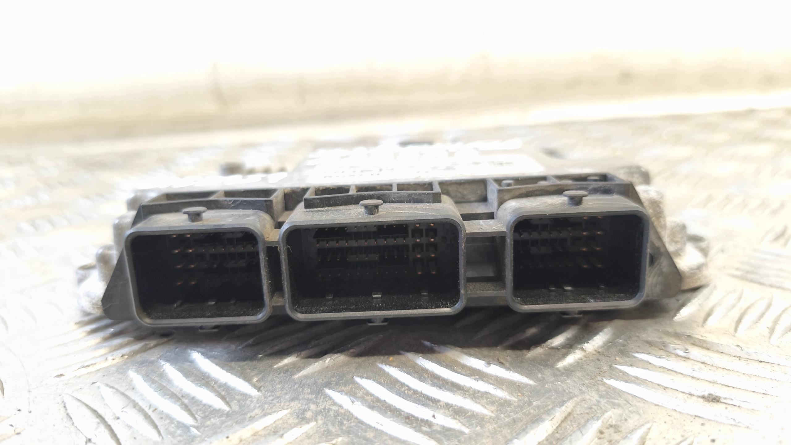 computer control unit of the engine MAZDA 3 BK 1.6 DI 4M61-12A650-AC
