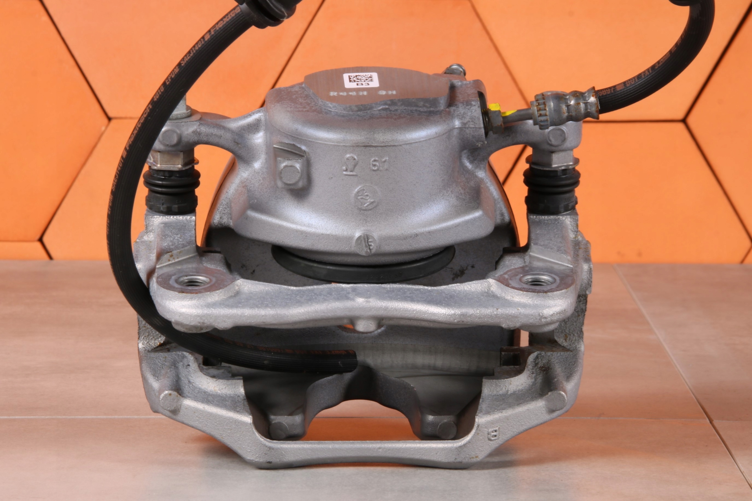 BMW G30 G31 caliper brake left front front 6872799 60/24/330 20 km !!!