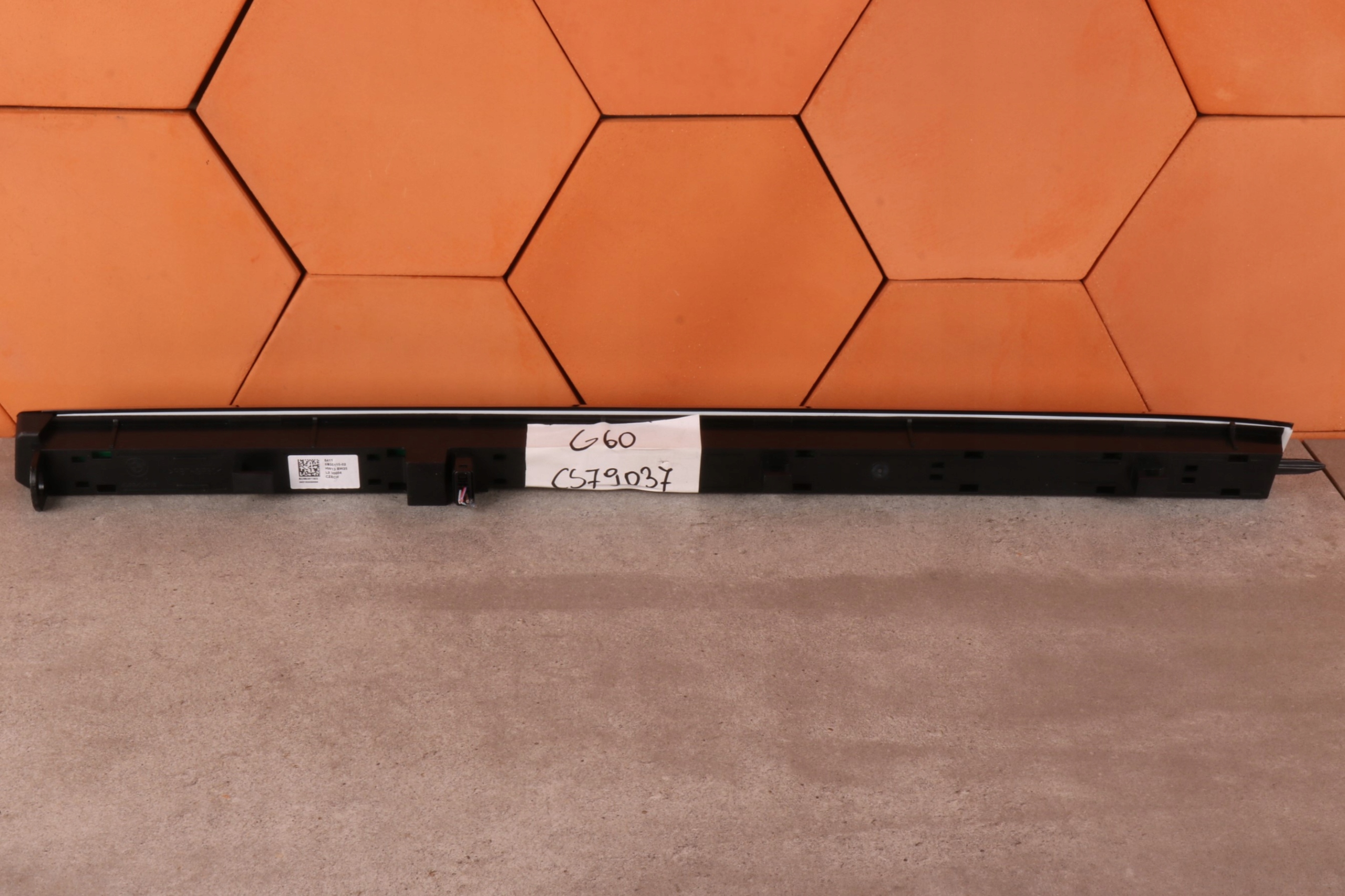 BMW 5 G60 G61 PANEL DOTYKOWY Passegers du tableau de bord Console BFS BASE EUROPA 5B35115